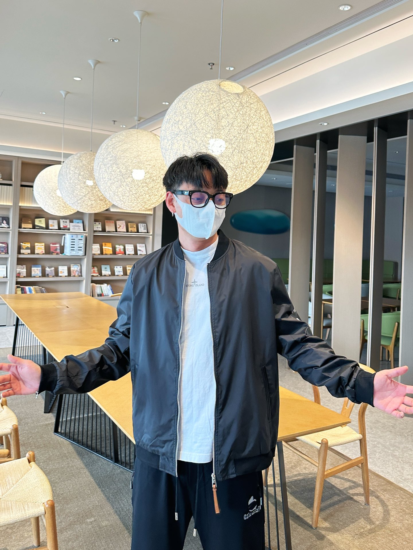 数量限定爆買い ロエベジャケット偽物 純綿 カジュアル 登山 アウター トップス 防風 軽量 柔らかい ブラック_6
