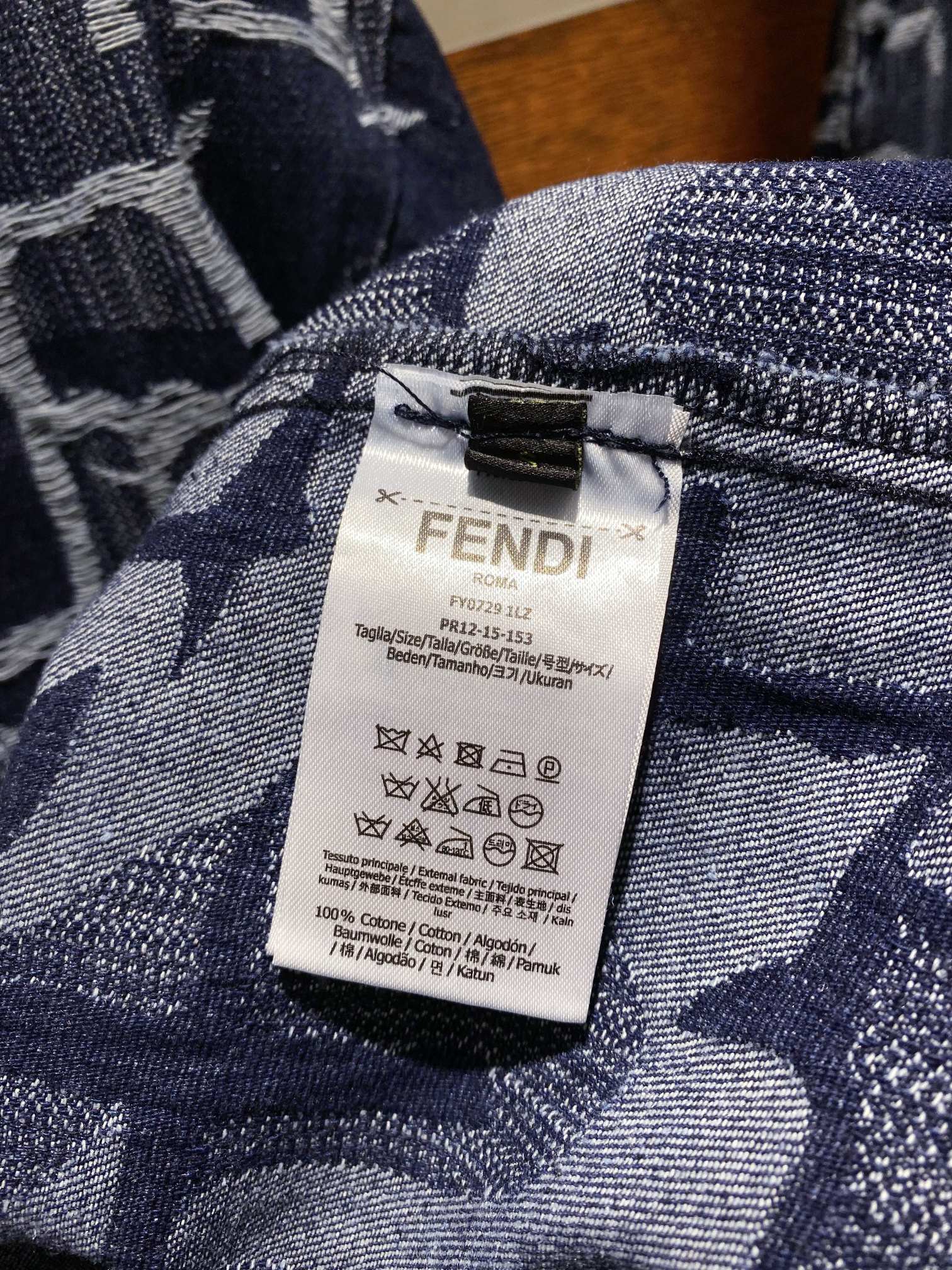 fendi シャツ メンズコピー 半袖 トップス デニム素材  プリント ロゴボダン ファッション感 メンズ ブルー_8