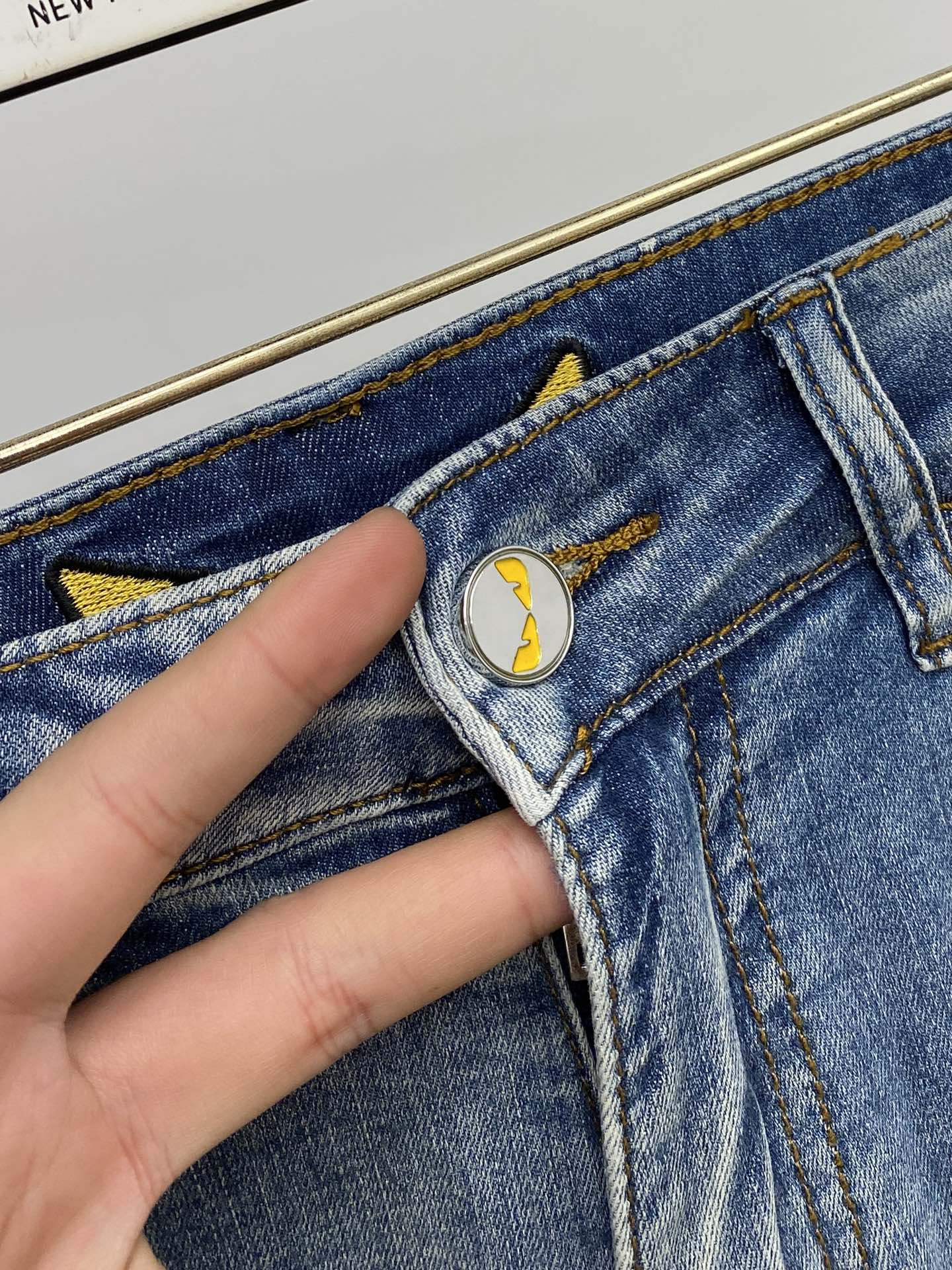 フェンディメンズ服偽物 デニム素材 シンプル ファッション感 美脚 最新品 弾性がいい ブルー_6