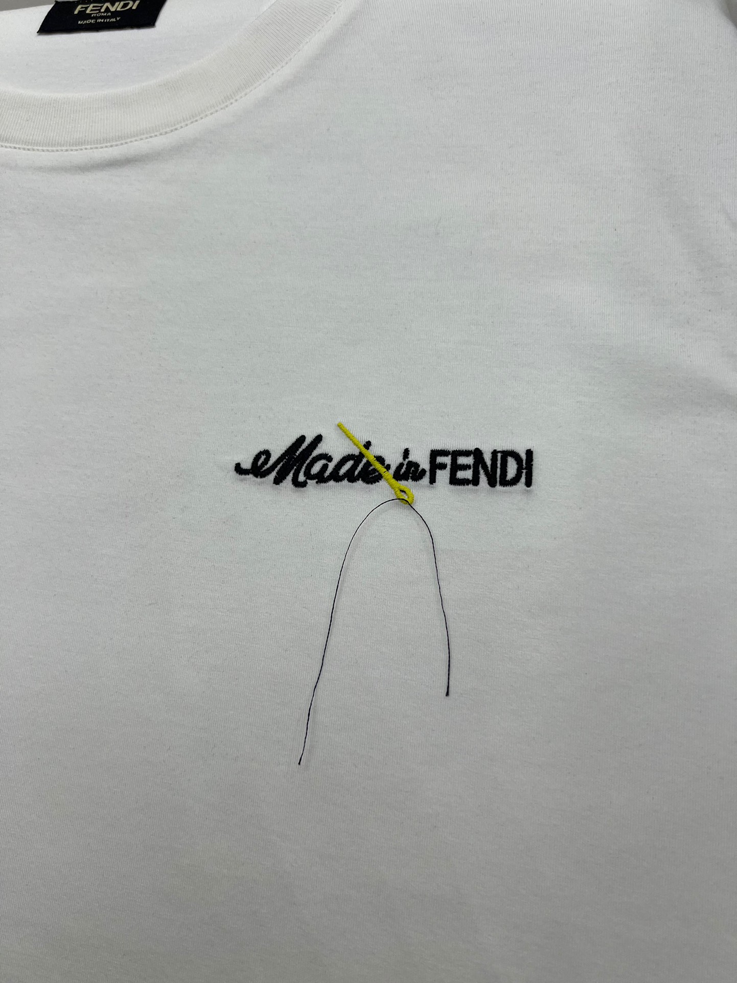 オンライン限定 fendi t シャツ偽物 春夏服 トップス 半袖 純綿 ロゴ刺繍 シンプル カジュアル ホワイト_4