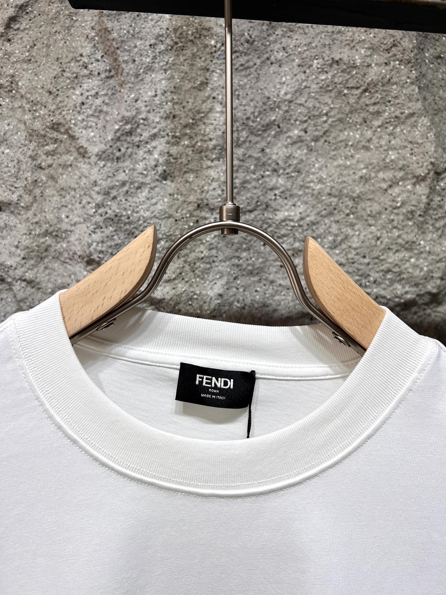 fendi t シャツ ロゴスーパーコピー トップス  純綿熊プリント 柔らかい シンプル 男女兼用 ホワイト_2