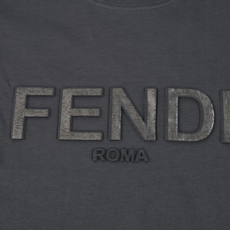 高級感溢れる fendi ブラウス レディースコピー トップス 純綿 柔らかい シンプル ロゴプリント ブラック_2