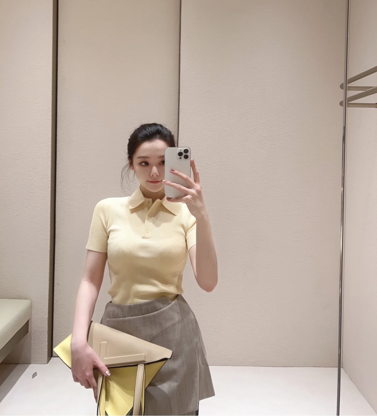 最新の2024年 フェンディポロシャツ偽物 爆買 夏服 半袖 ポロシャツ トップス シンプル 2色可選_2