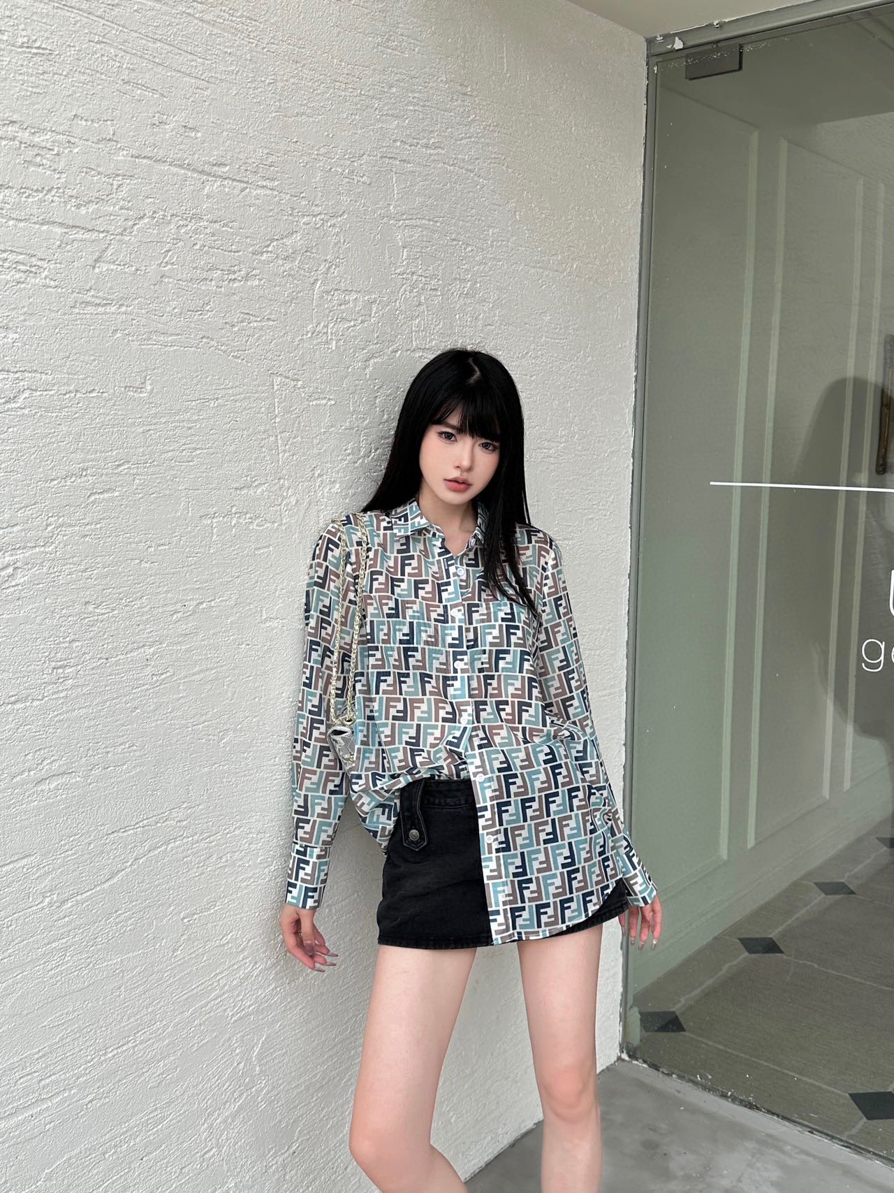 お値打ち価格 フェンディ シャツコピー 日焼け止め服 トップス 長袖シャツ 花柄 プリント シルク グレイ_3