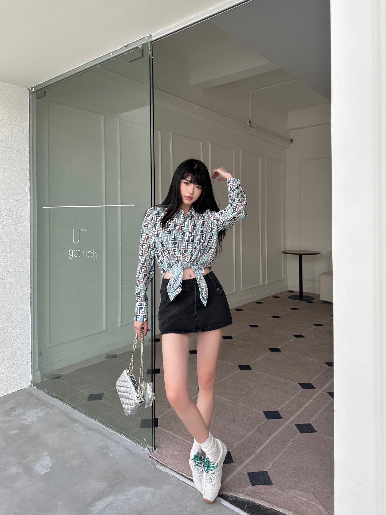 お値打ち価格 フェンディ シャツコピー 日焼け止め服 トップス 長袖シャツ 花柄 プリント シルク グレイ_7