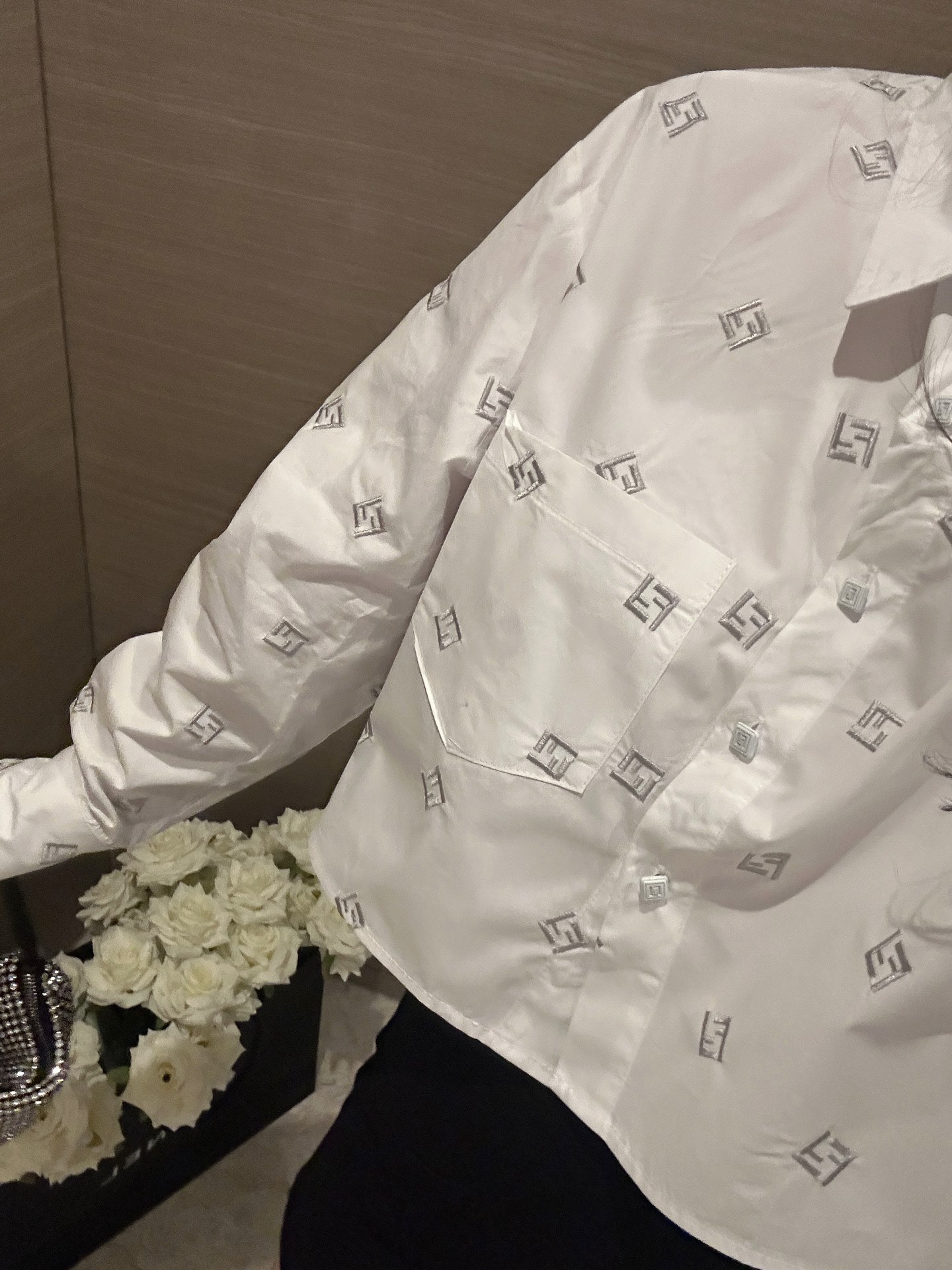 24春夏服 fendit シャツ メンズ偽物 刺繍シャツ トップス 長袖 シンプル ファッション ホワイト_9