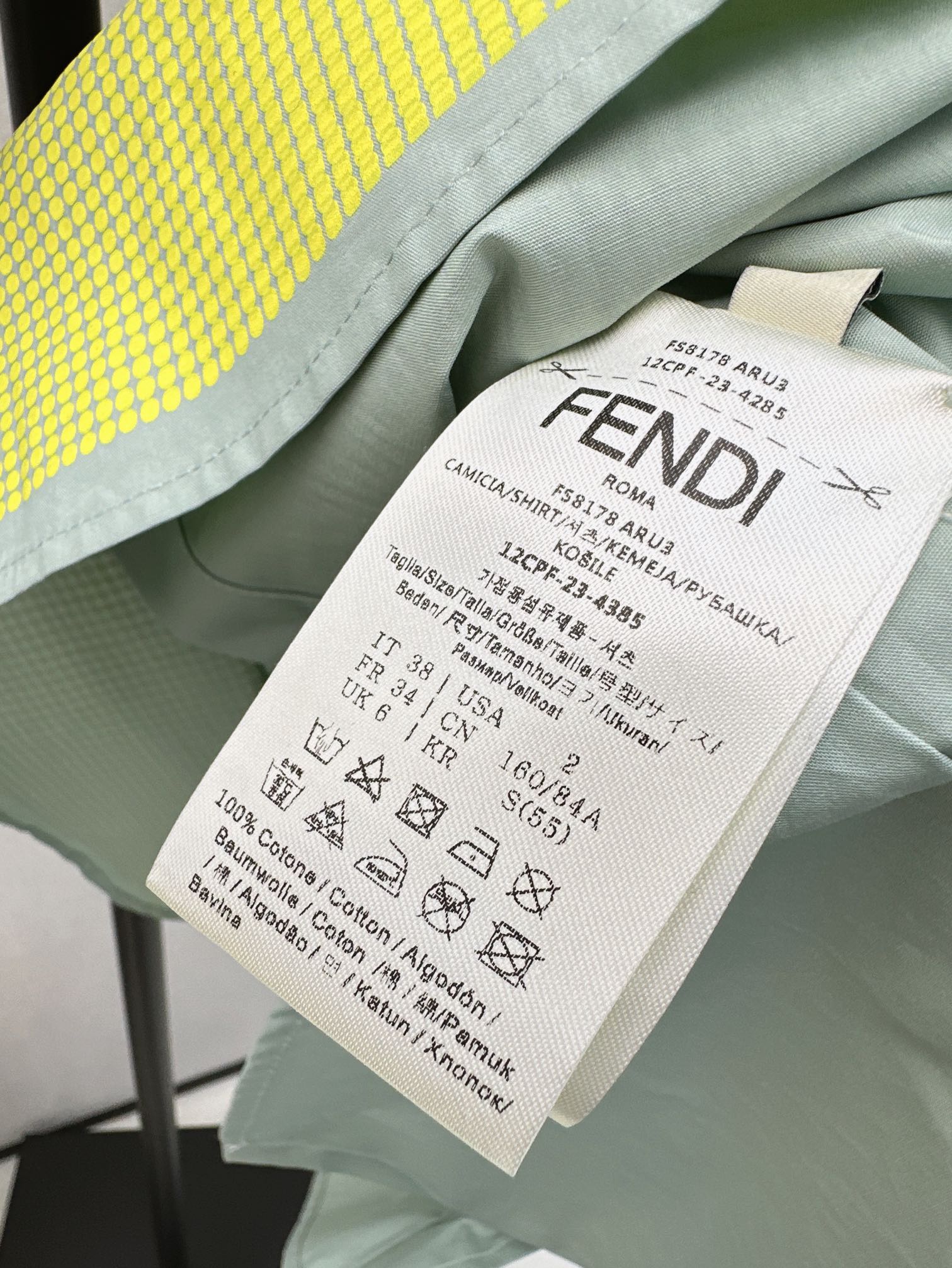 人気新作アイテム fendi シャツ レディーススーパーコピー トップス 最新品 シンプルシャツ ゆったり ロゴ刺繍 グリーン_8