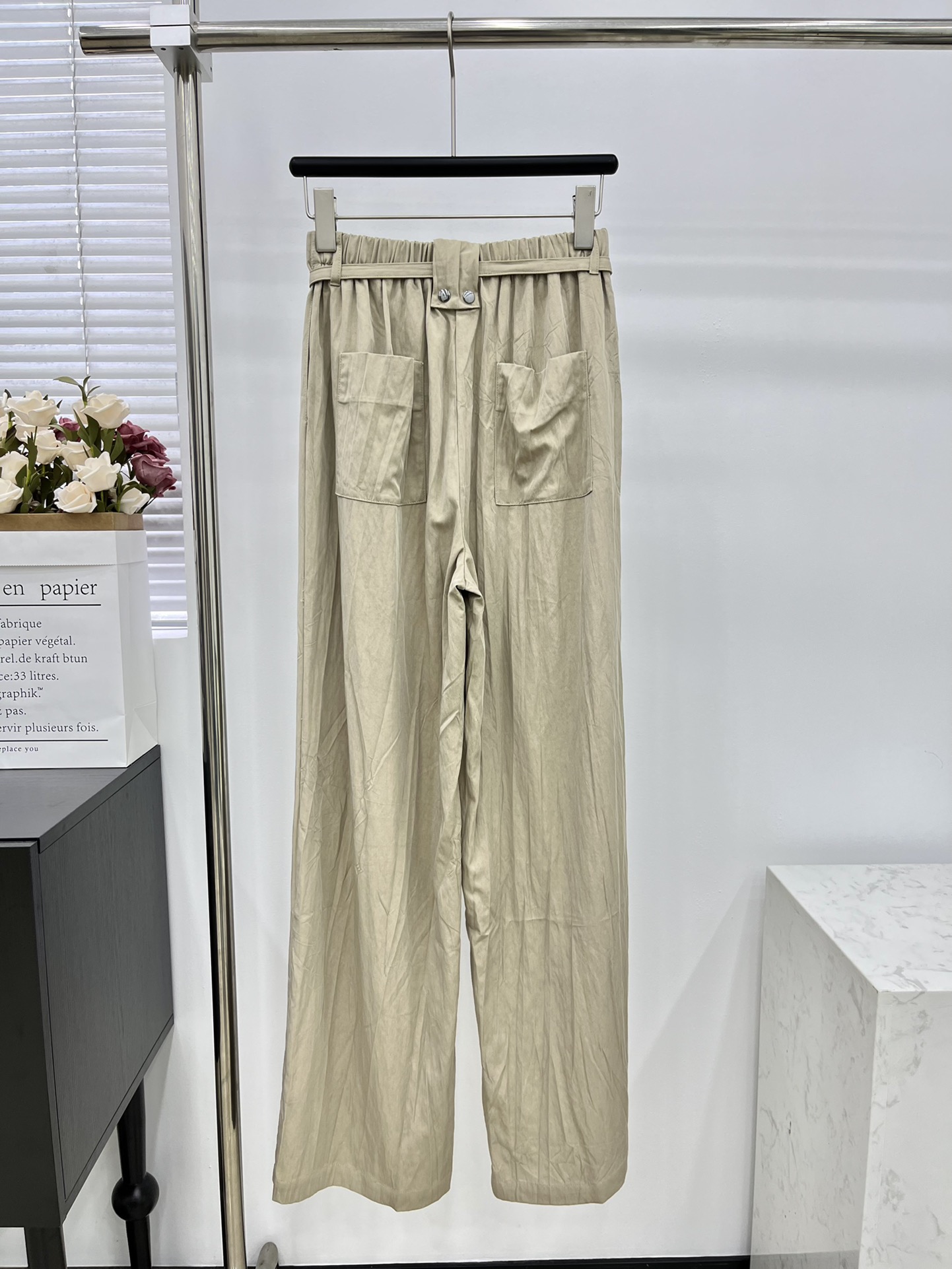 プラダ ズボンＮ級品 手触りいい 心地よく 純綿 カジュアルパンツ 夏服 軽量 2色可選_11
