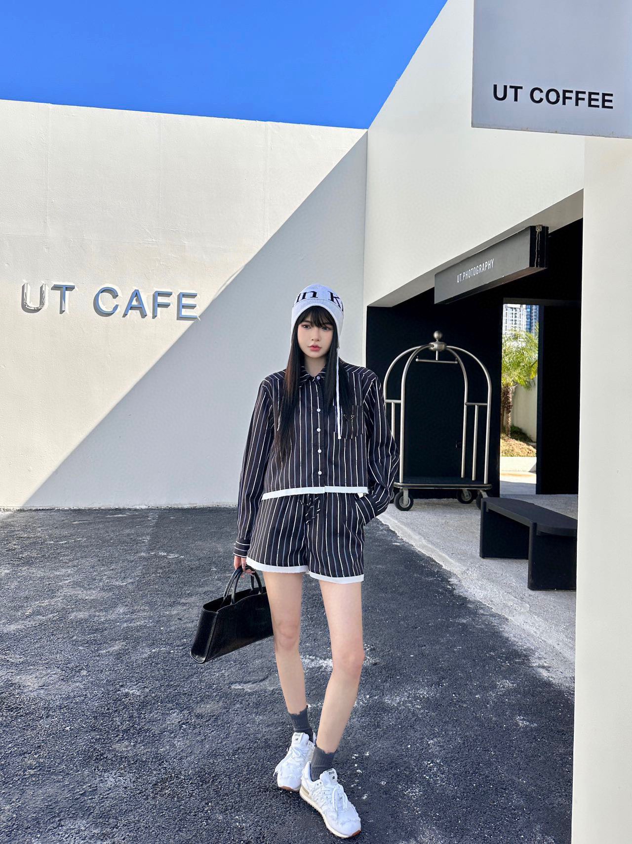 プラダ スカート偽物 夏服 シンプル 縞シャツセット ショットパン 長袖シャツ 日焼け止め服 ブラック_1