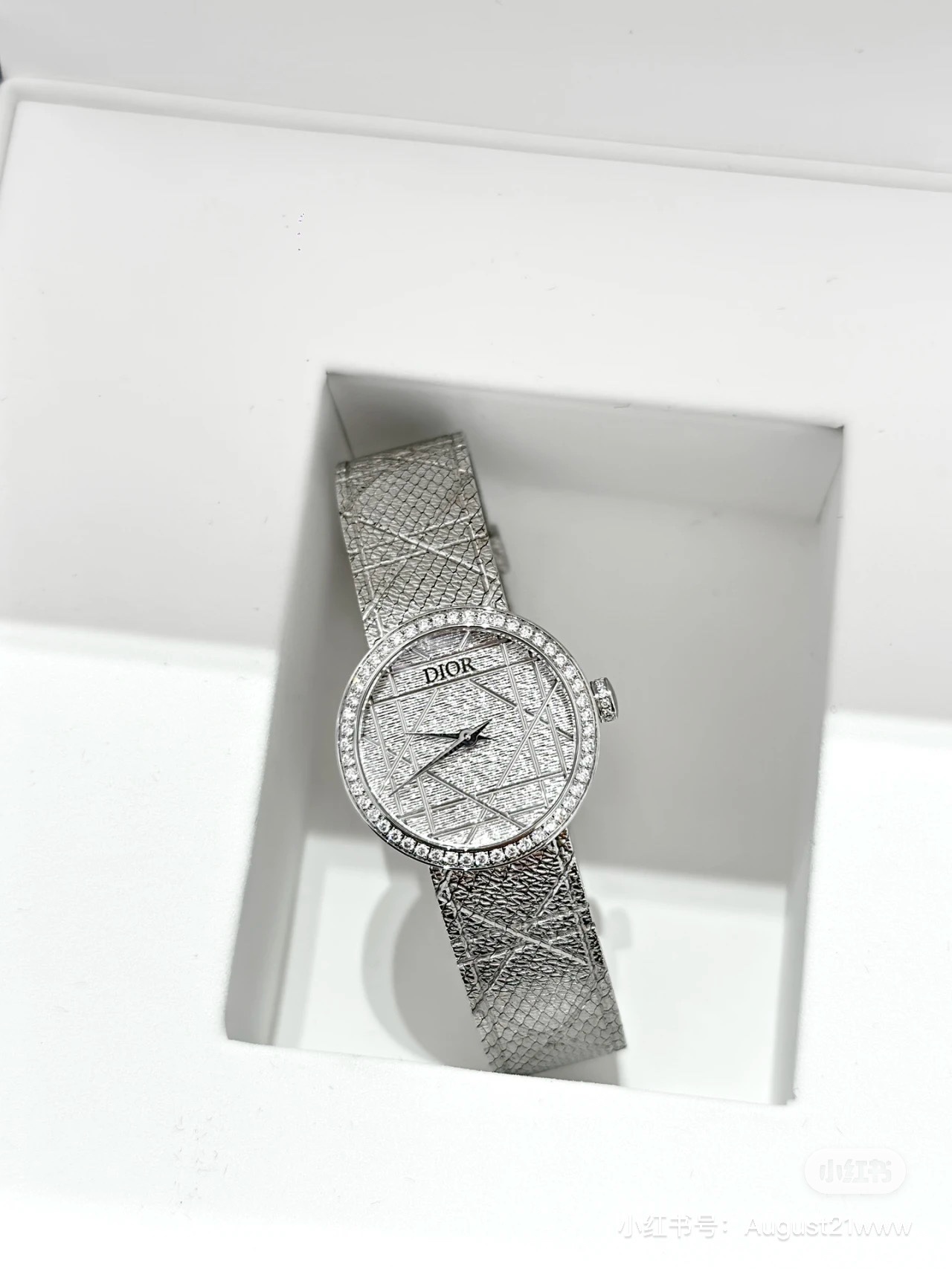 オシャレにお得100%新品ディオール時計コピー 高級感 優雅さ_2