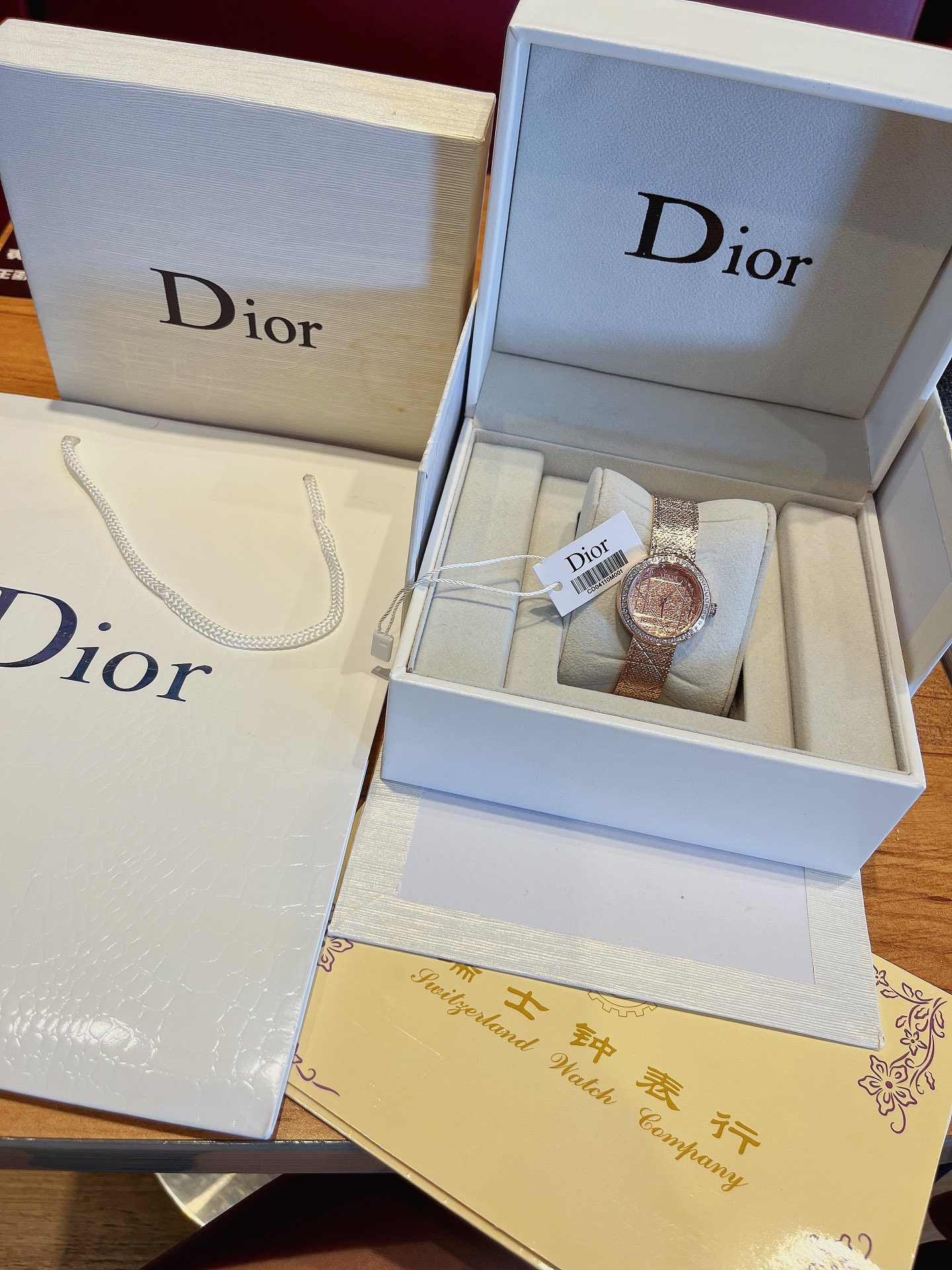 最新作ディオール時計コピー La D de Dior Satineシリーズ_3
