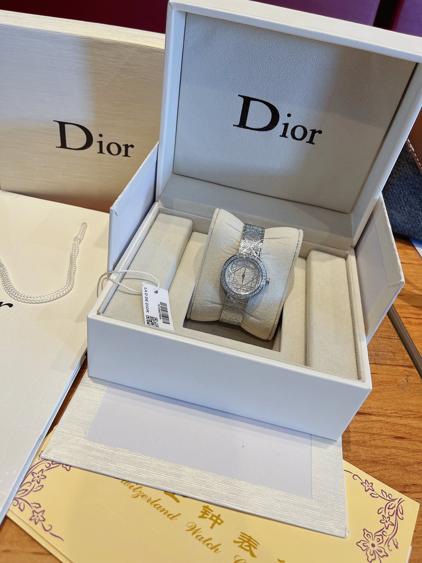 数量限定得価ディオールウォッチスーパーコピー  La D de Dior Satineシリーズ_7
