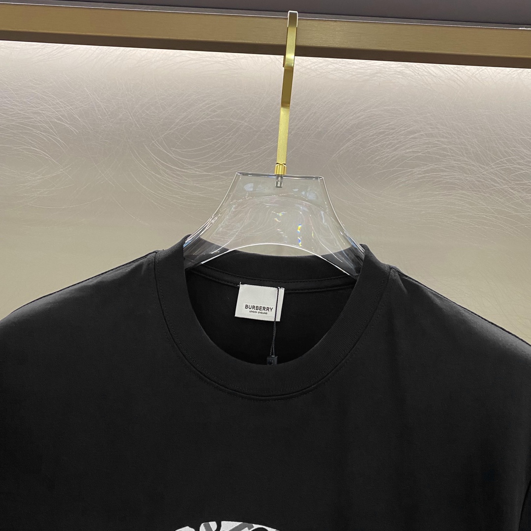 人気セールバーバリー半袖Ｔシャツスーパーコピー肌に優しい 男女兼用_4
