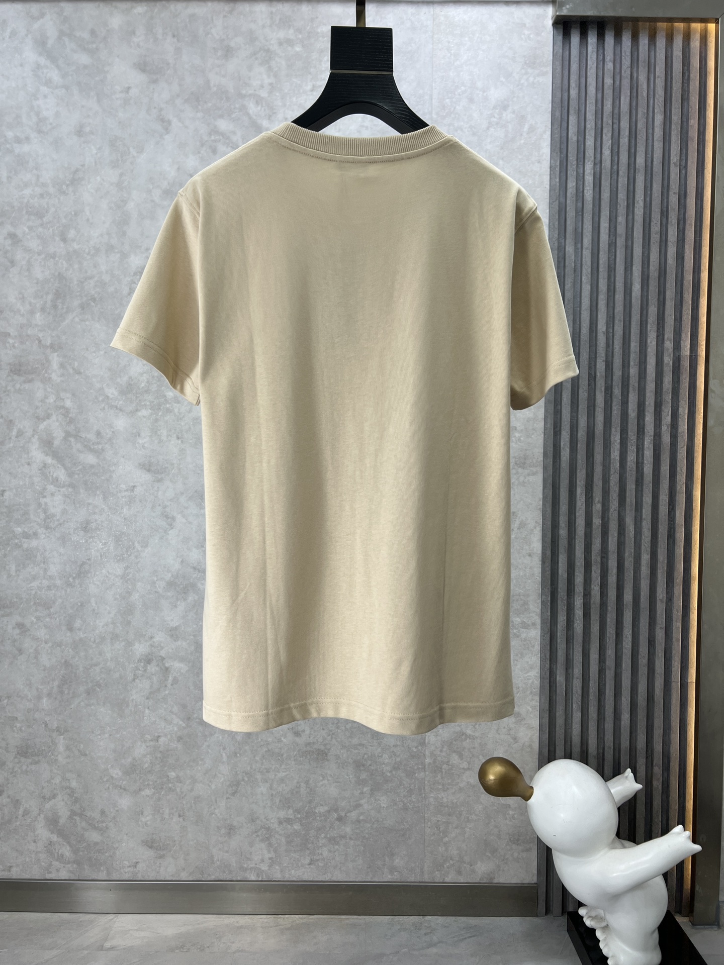 最新作 人気定番 爆買いディオールtシャツ偽物 優雅な雰囲気 幅広いシーン_2