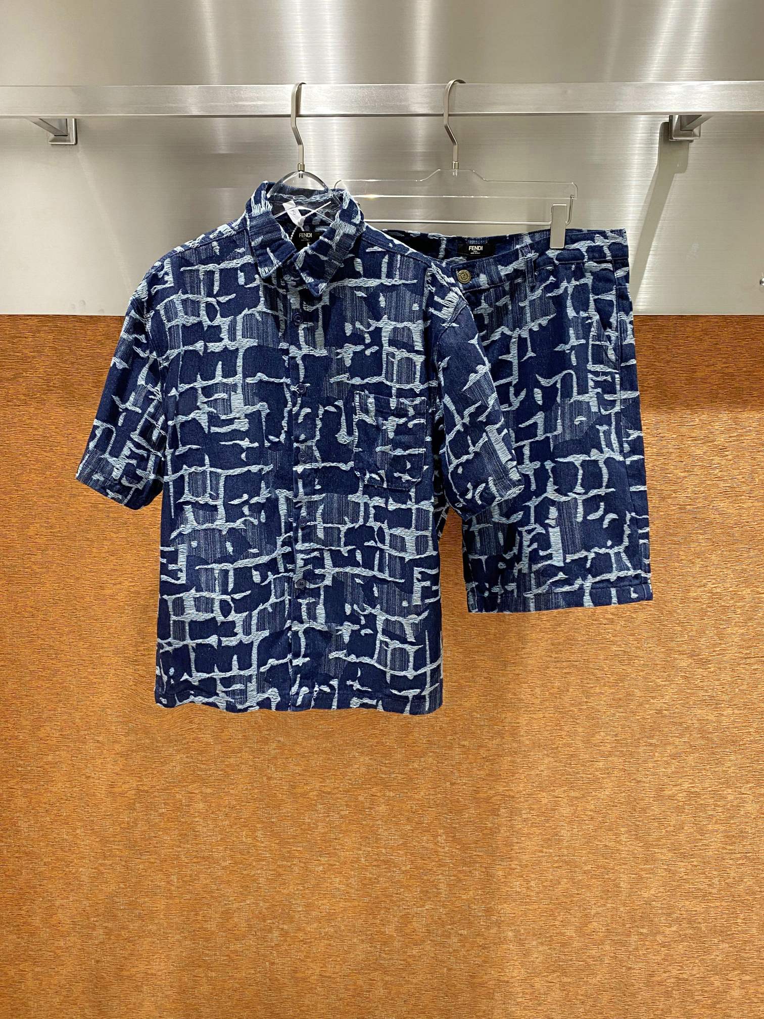 オシャレにお得100%新品フェンディ半袖コピー 柔らかく快適 独特な魅力 コットン_1