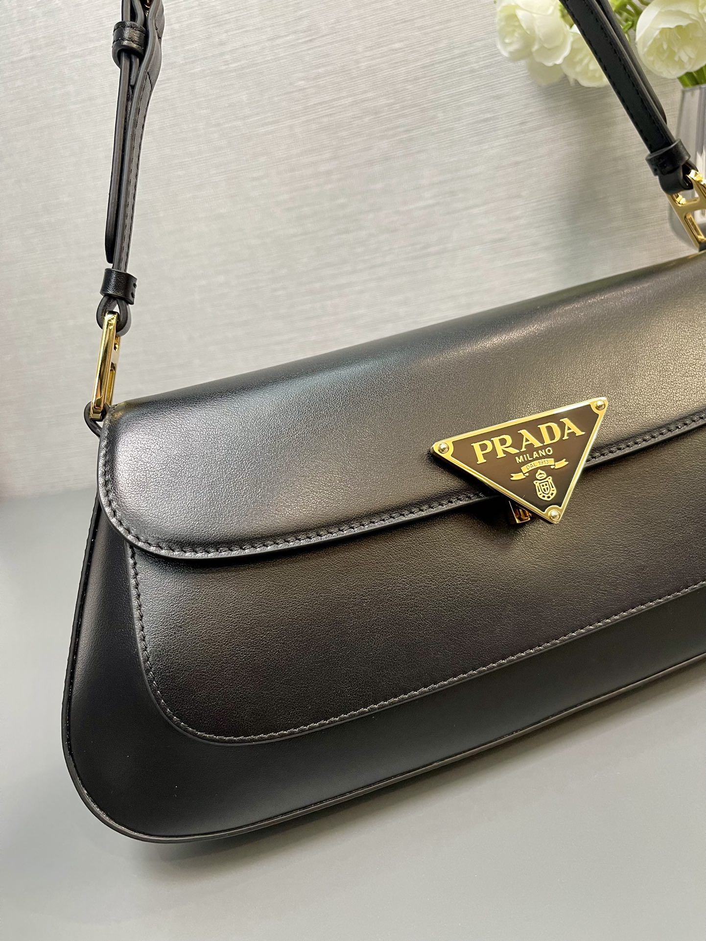 激安セール美品プラダカバンスーパーコピー 1BD344 レザー素材 ショルダーストラップ_6