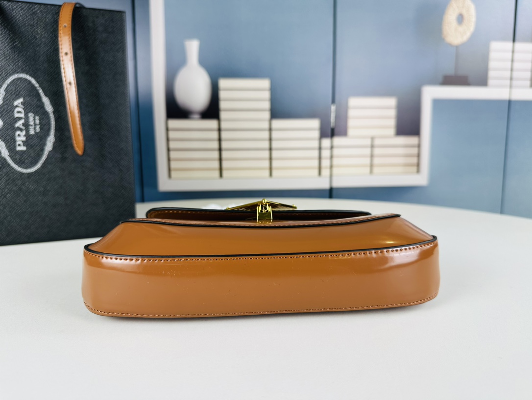 超激得新品 限定定番 おすすめプラダバッグn級品 多様な持ち方 ショルダー ファッショナブル_6