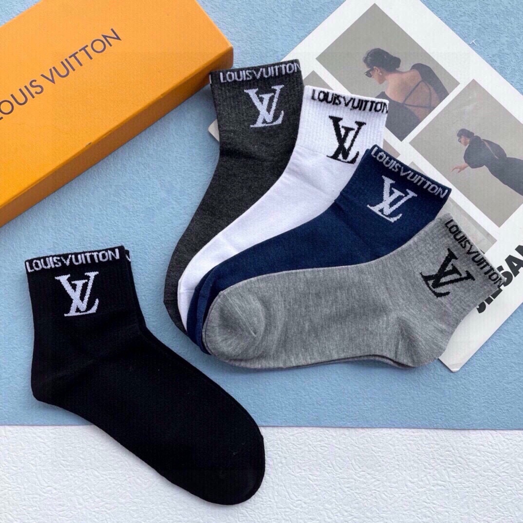 一番旬になるvuitton 靴下 レディーススーパーコピー快適 滑らか ファッション 男女兼用_3