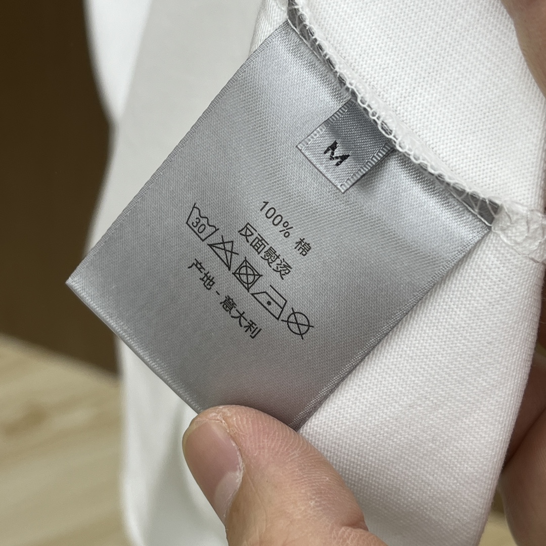 超限定即完売ディオールｔシャツ偽物 タイムレスな魅力 着心地 通気性_7