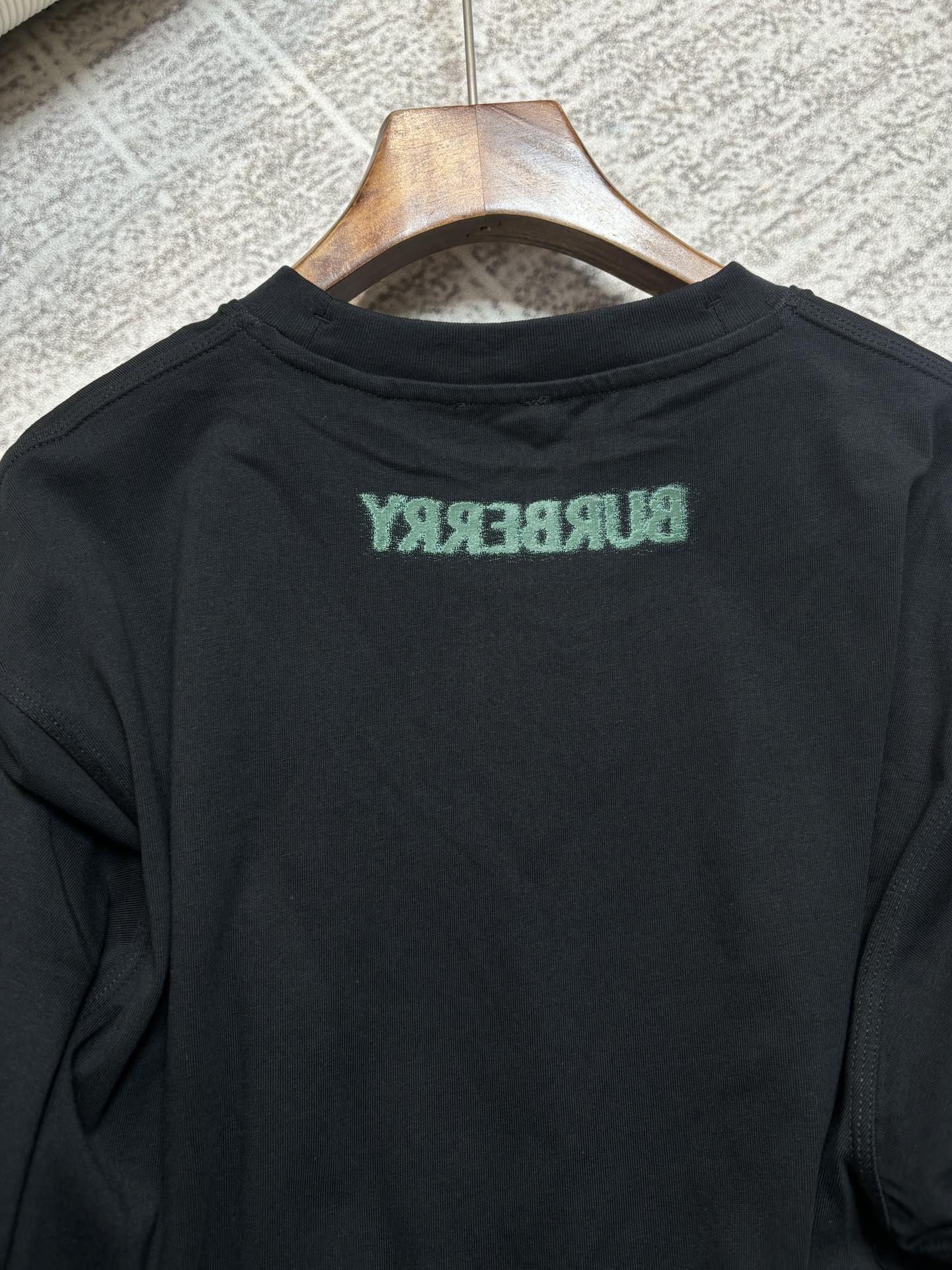 超人気逸品バーバリーtシャツスーパーコピー 優雅な雰囲気 幅広いシーン_4