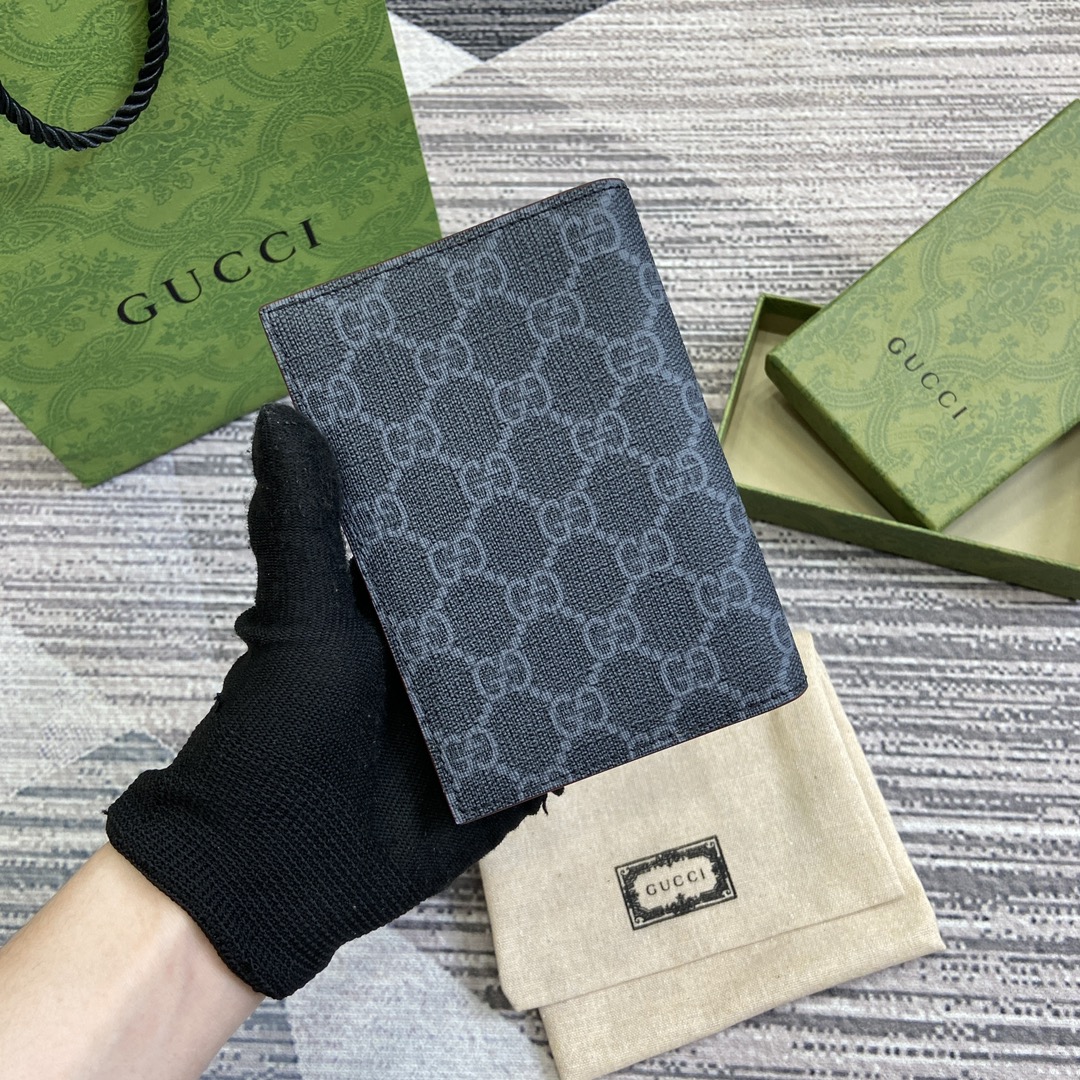 新作入荷定番財布 gucciスーパーコピー 795229 グッチ パスポートケース_2