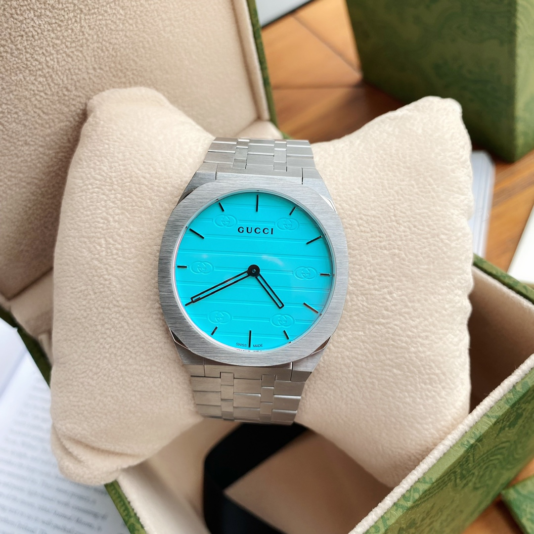 お買いセール GUCCI 時計スーパーコピー  25H 高級感あふれるデザインライン_2