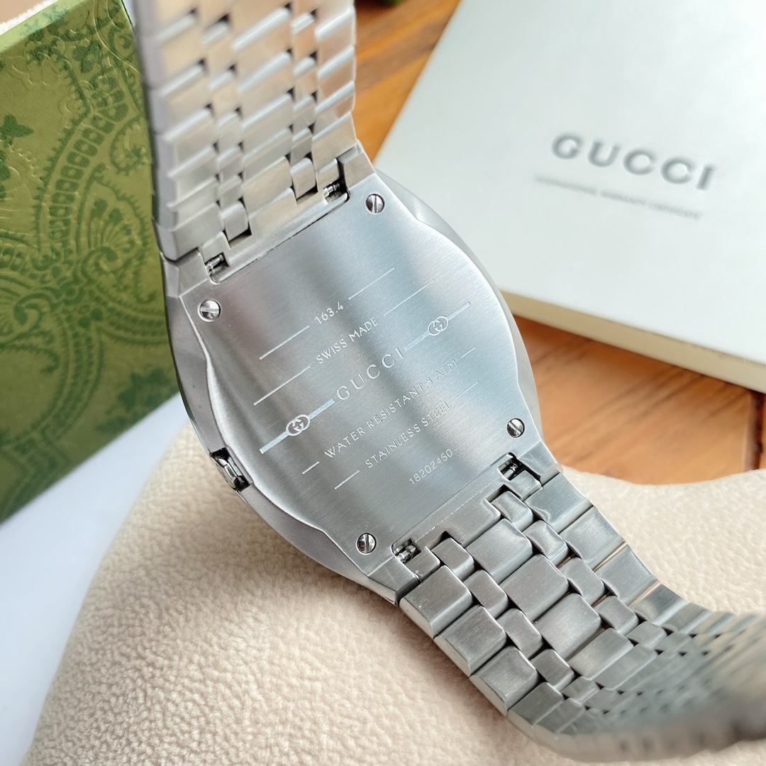 お買いセール GUCCI 時計スーパーコピー  25H 高級感あふれるデザインライン_6