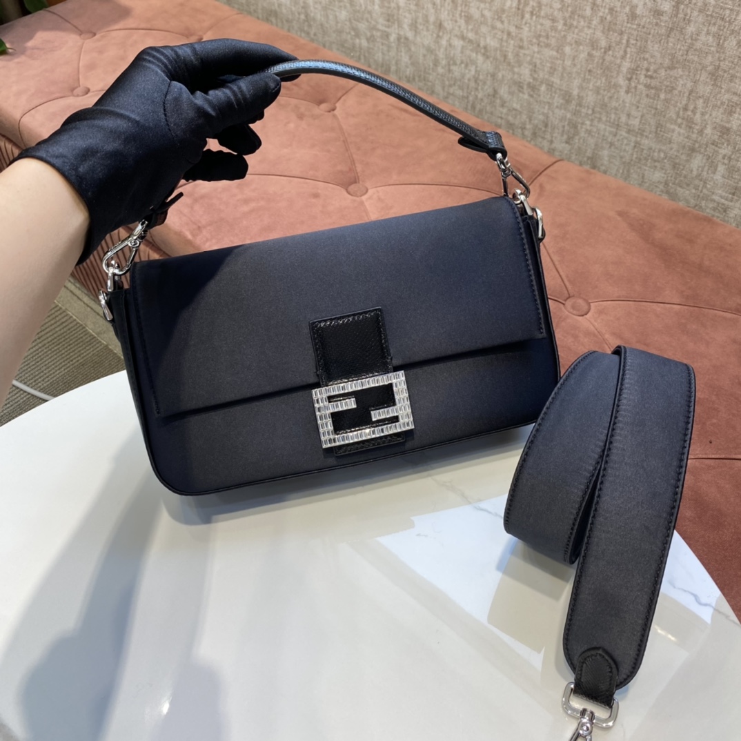 キレイ価格セール！レディース 人気フェンディ バッグ コピーバゲットシリーズ FFエンボスデザイン_4