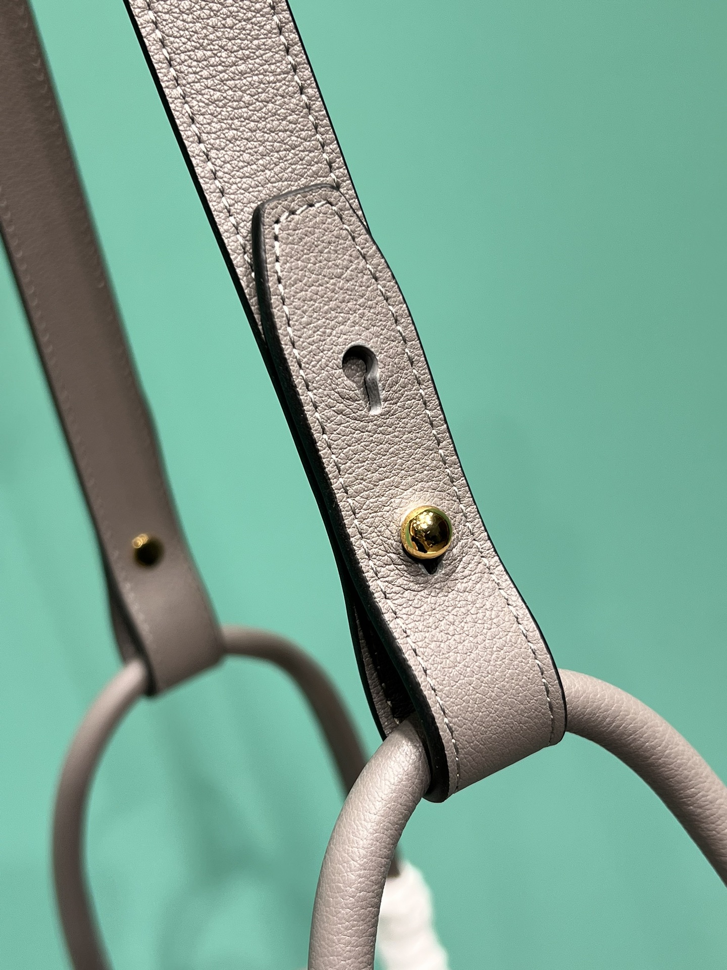 【値下げ！】プラダバッグn級品 Lindy  金属アクセサリー 実用的なデザイン_6