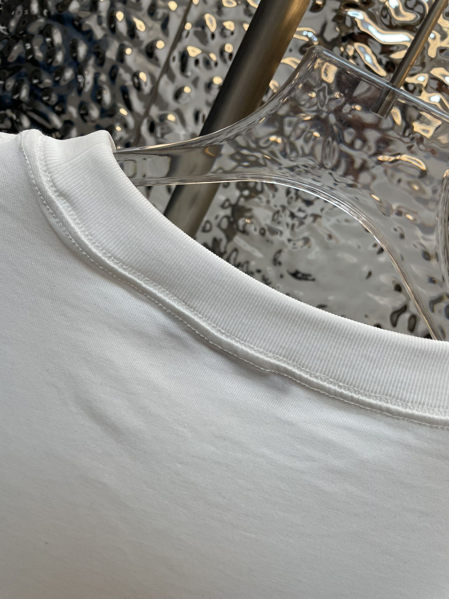 激安セール美品バレンシアガ コーデ  tシャツスーパーコピー バレンシアガ x グッチ Tシャツ  コラボレーション_6
