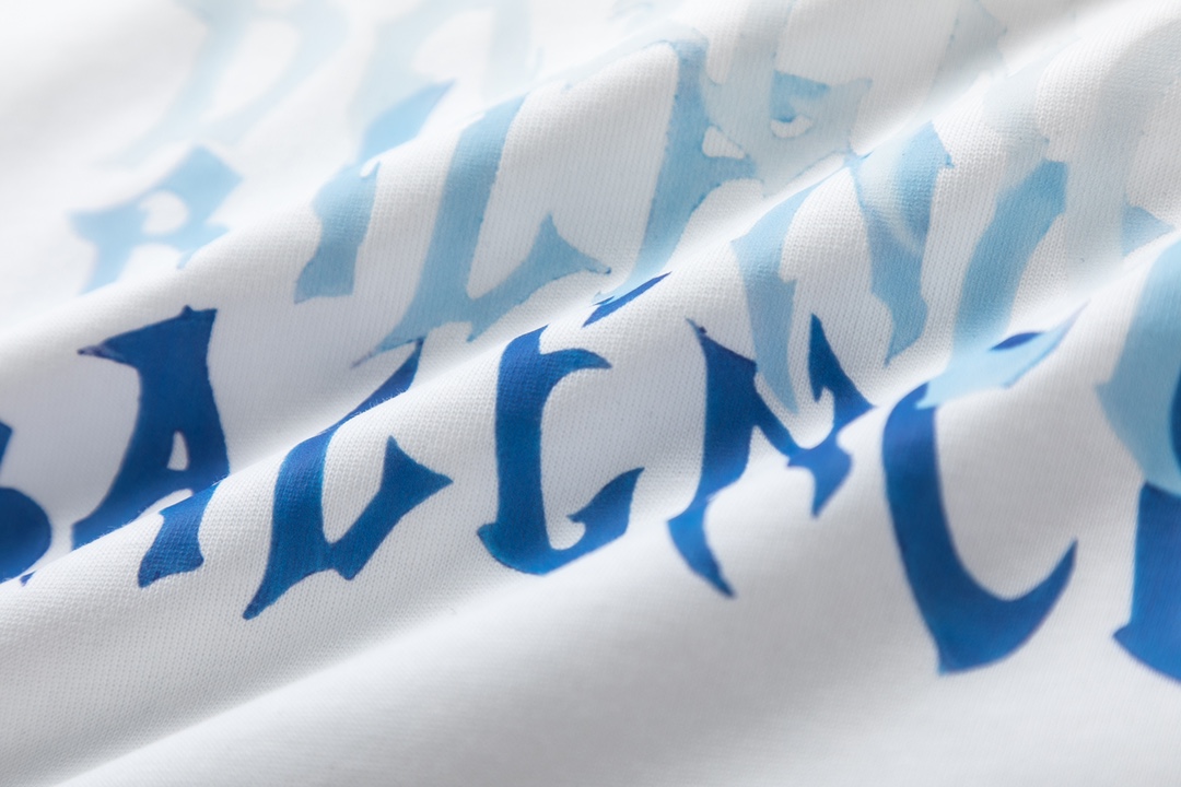 激安 上品バレンシアガtシャツn級品 ファッショナブルな印象 シルエット_6