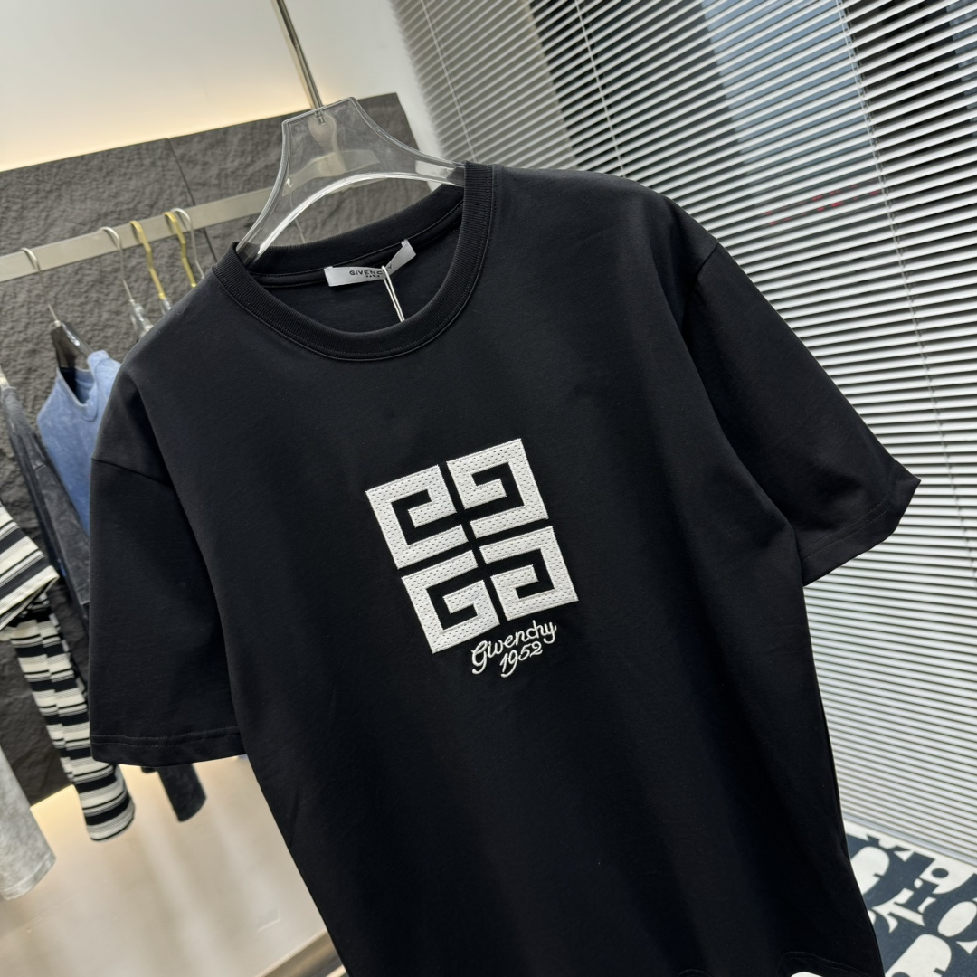 海外セレブ定番愛用tシャツ ジバンシー偽物 特注のピュアコットン素材 カップルコーデ_4