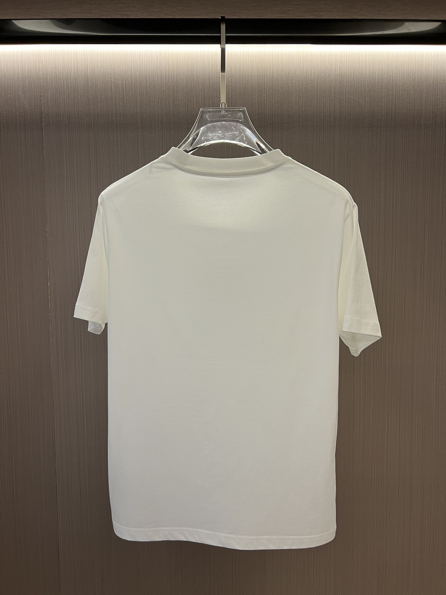 超人気美品メンズ  ジバンシー tシャツ コピー 特注のピュアコットン素材 シルエット_2