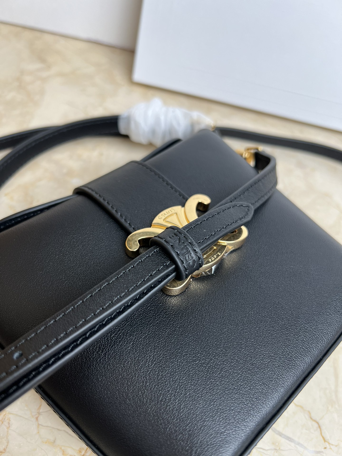 新作到着!!  オシャレセリーヌバッグ クリスマスコピー  牛革バケットバッグ_4