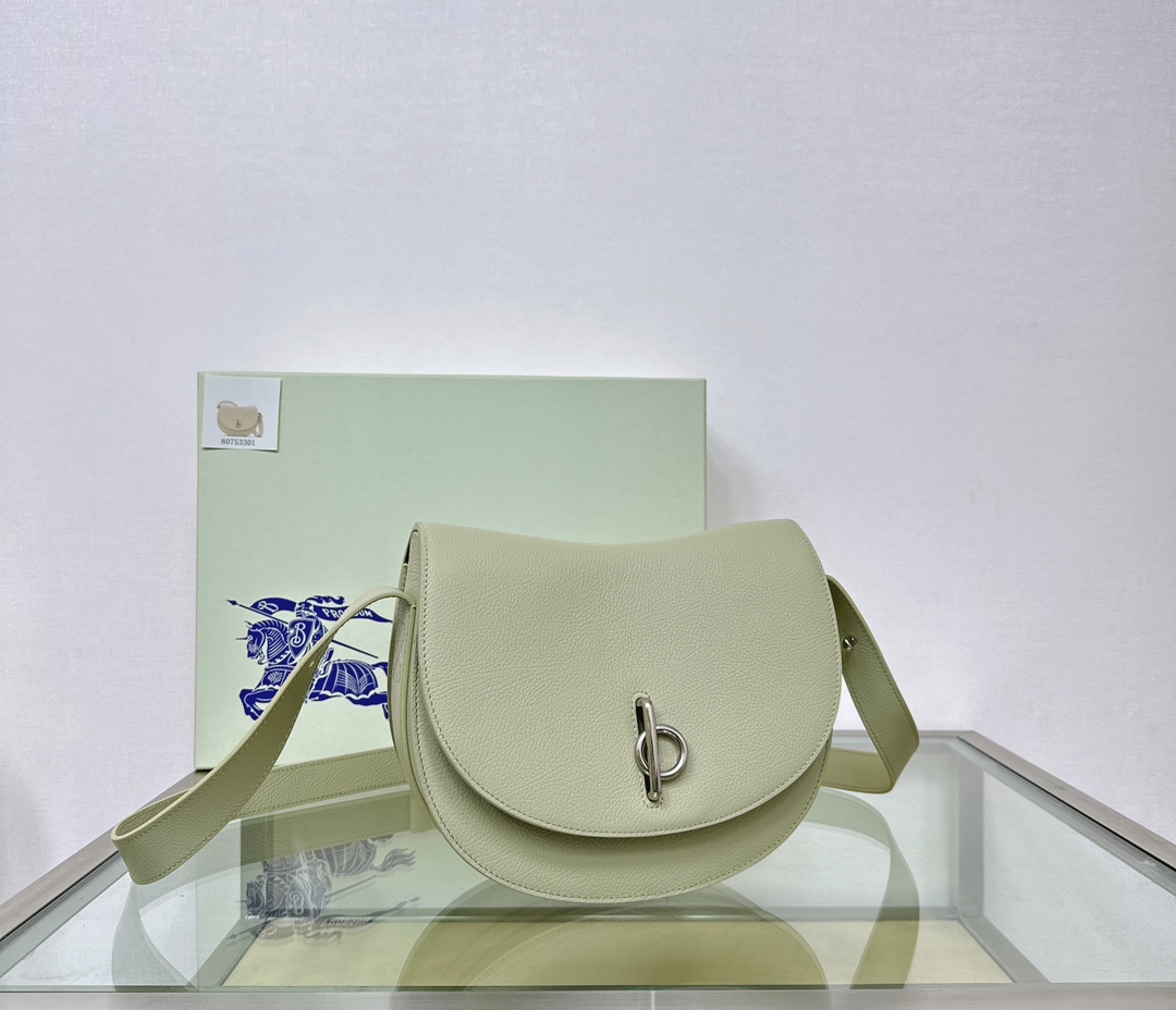 新年度人気入荷バーバリーカバンショルダー偽物カウレザー素材 レザーショルダーストラップ_3