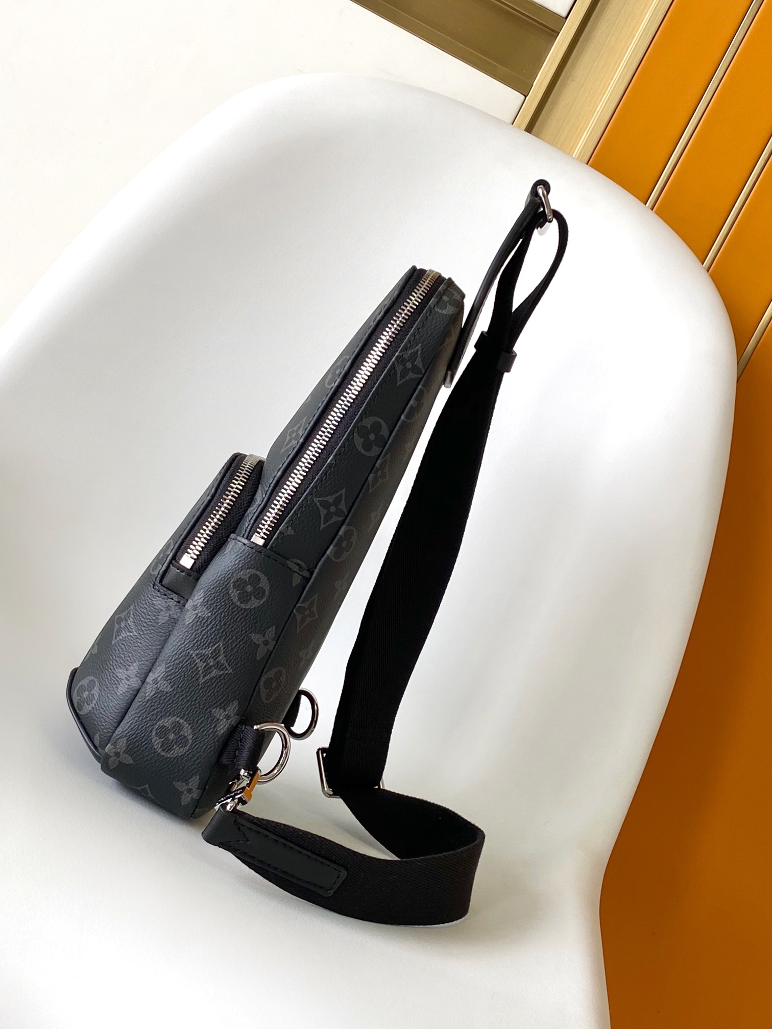 新作入荷定番ルイヴィトン カバン 結婚式偽物N41719 アベニューシリーズのショルダーバッグ_2
