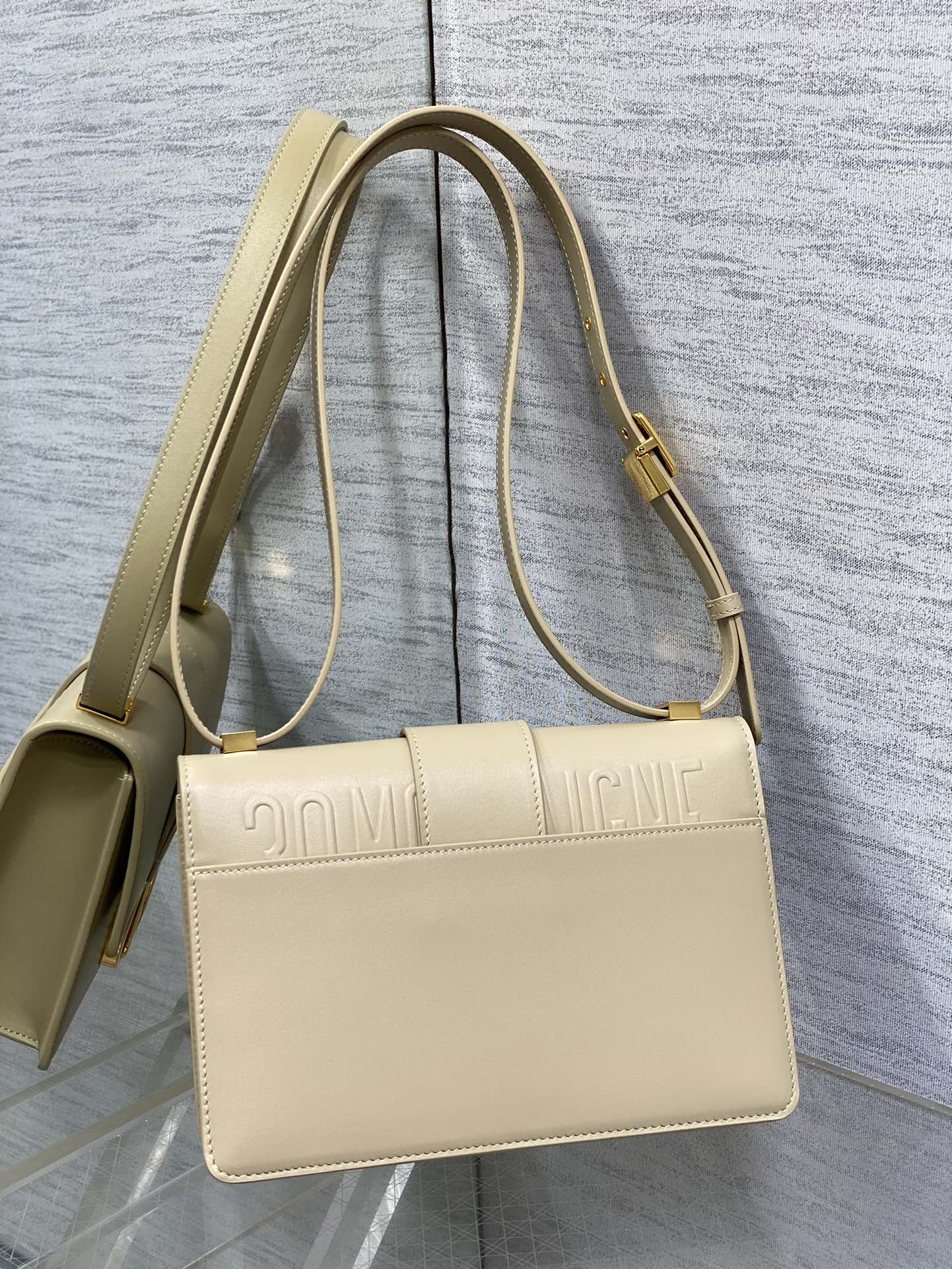 オシャレにお得100%新品ディオールウォレットバッグスーパーコピーモンテーニュシリーズ ヴィンテージ感_3