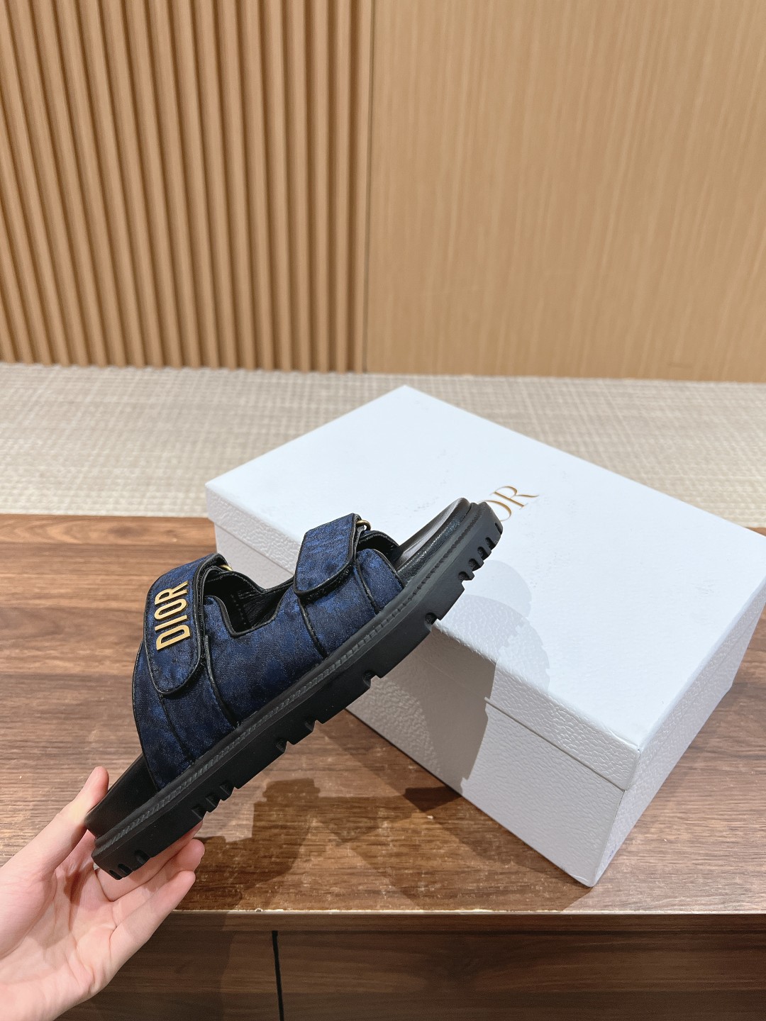 HOT新作登場ディオールコーデサンダルn級品 カスタムソール 魅力 本革_4
