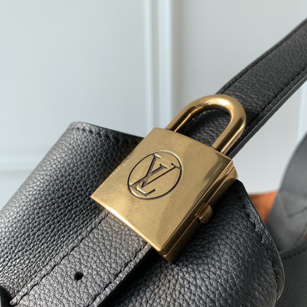 新作入荷格安ルイヴィトン鞄 レディーススーパーコピー人気シリーズ Low Key Hobo_3