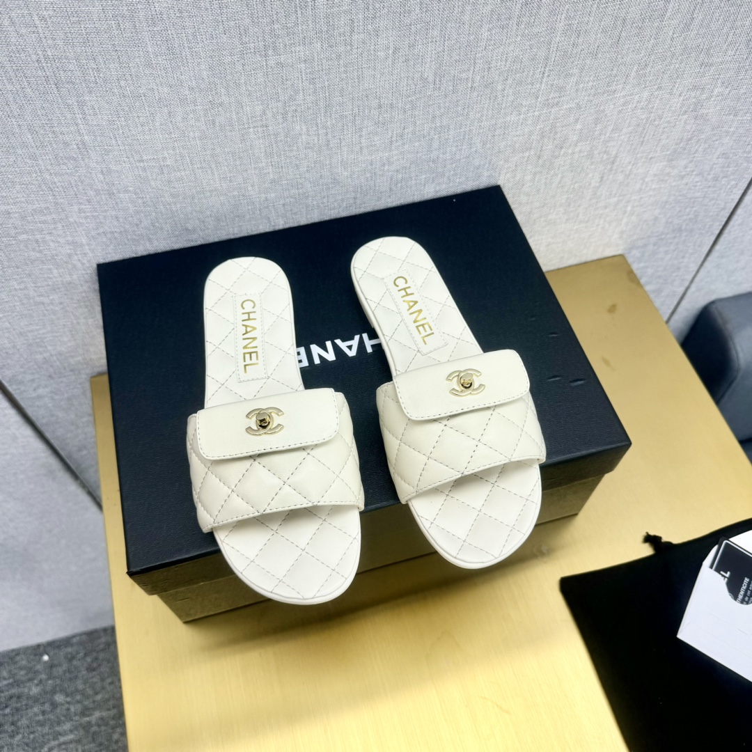 高評価！サンダル シャネルコピー 特注の編み紐 羊革のインソール_4