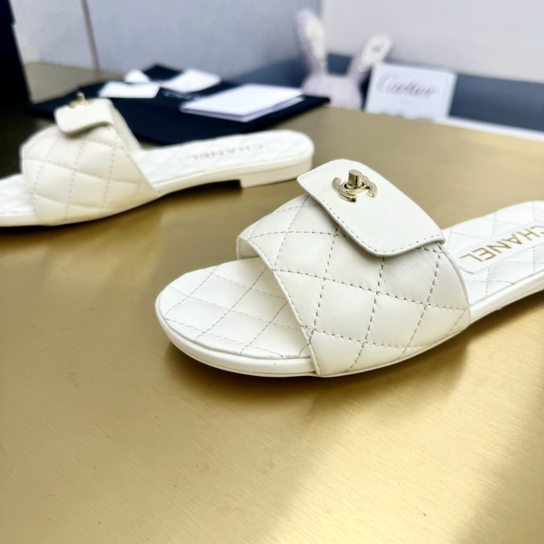 高評価！サンダル シャネルコピー 特注の編み紐 羊革のインソール_6