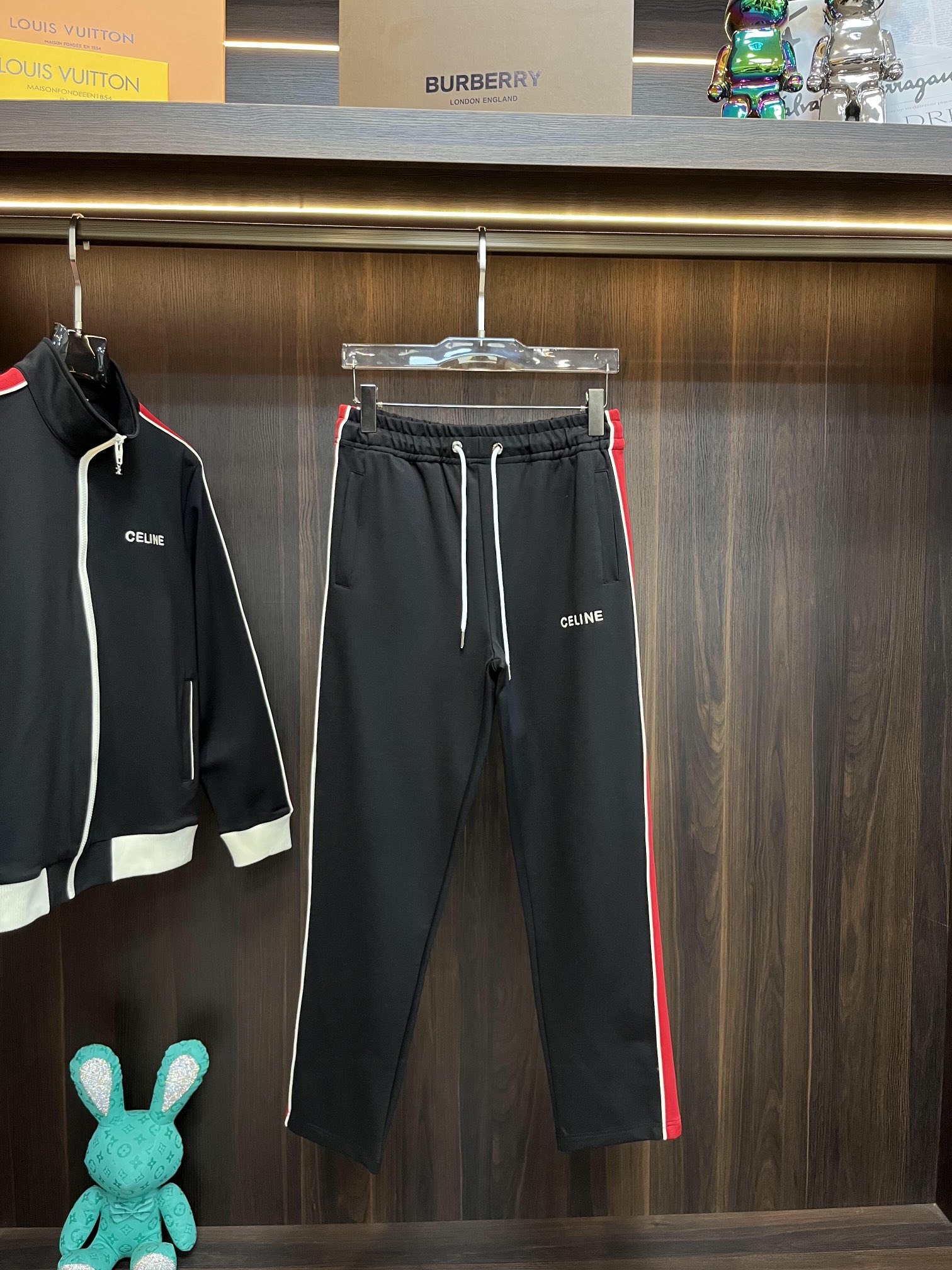 セリーヌの服スーパーコピー 運動セット 2点 アウター ズボン 純綿 カジュアル ランニング ブラック_3