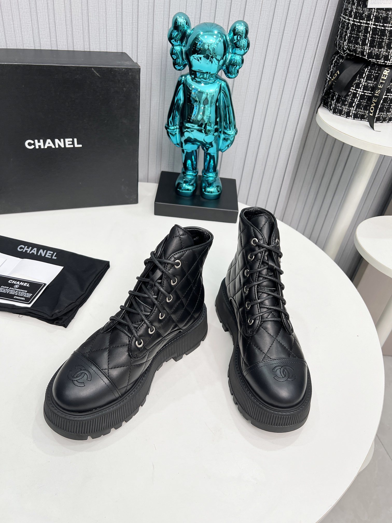 シャネルシューズＮ級品 ブーツ ハイカット 厚底 あるきやすい ファッション ブラック_6