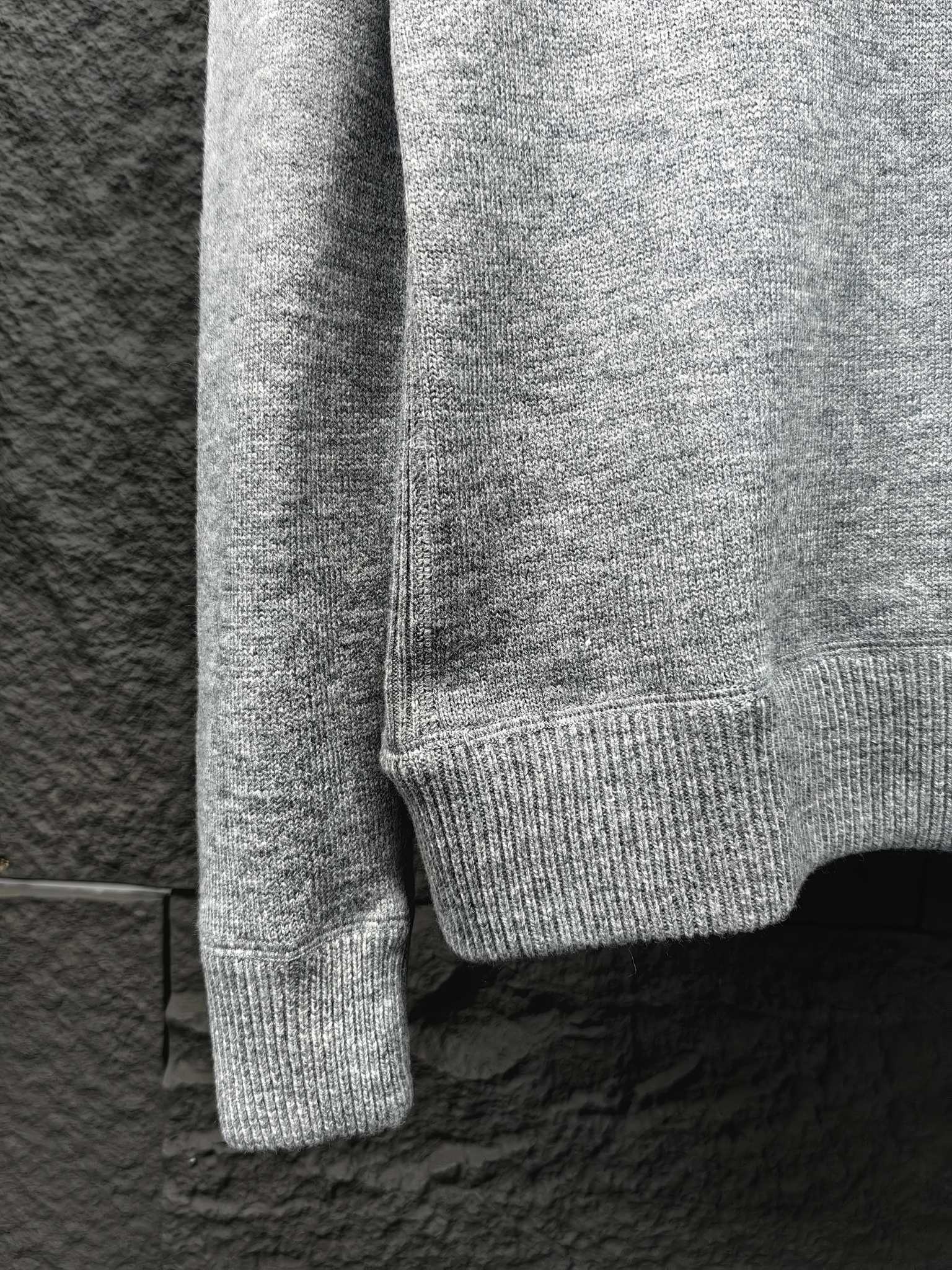 人気最新作 志尊淳 グッチセータースーパーコピー ニット トップス ウール 柔軟 フード付き 刺繍 グレイ_4