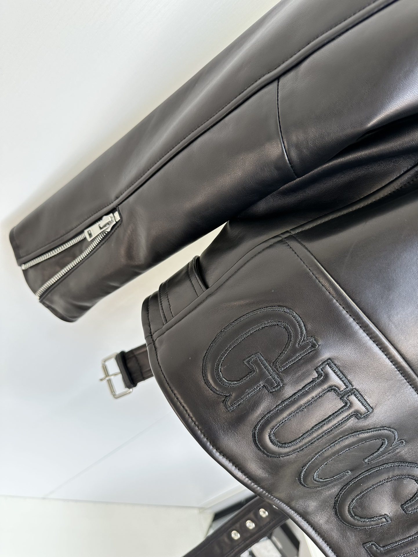 人気流行品 gucci アウターコピー トップス ジャケット レザー 本革 ファッション 高級品 ブラック_7