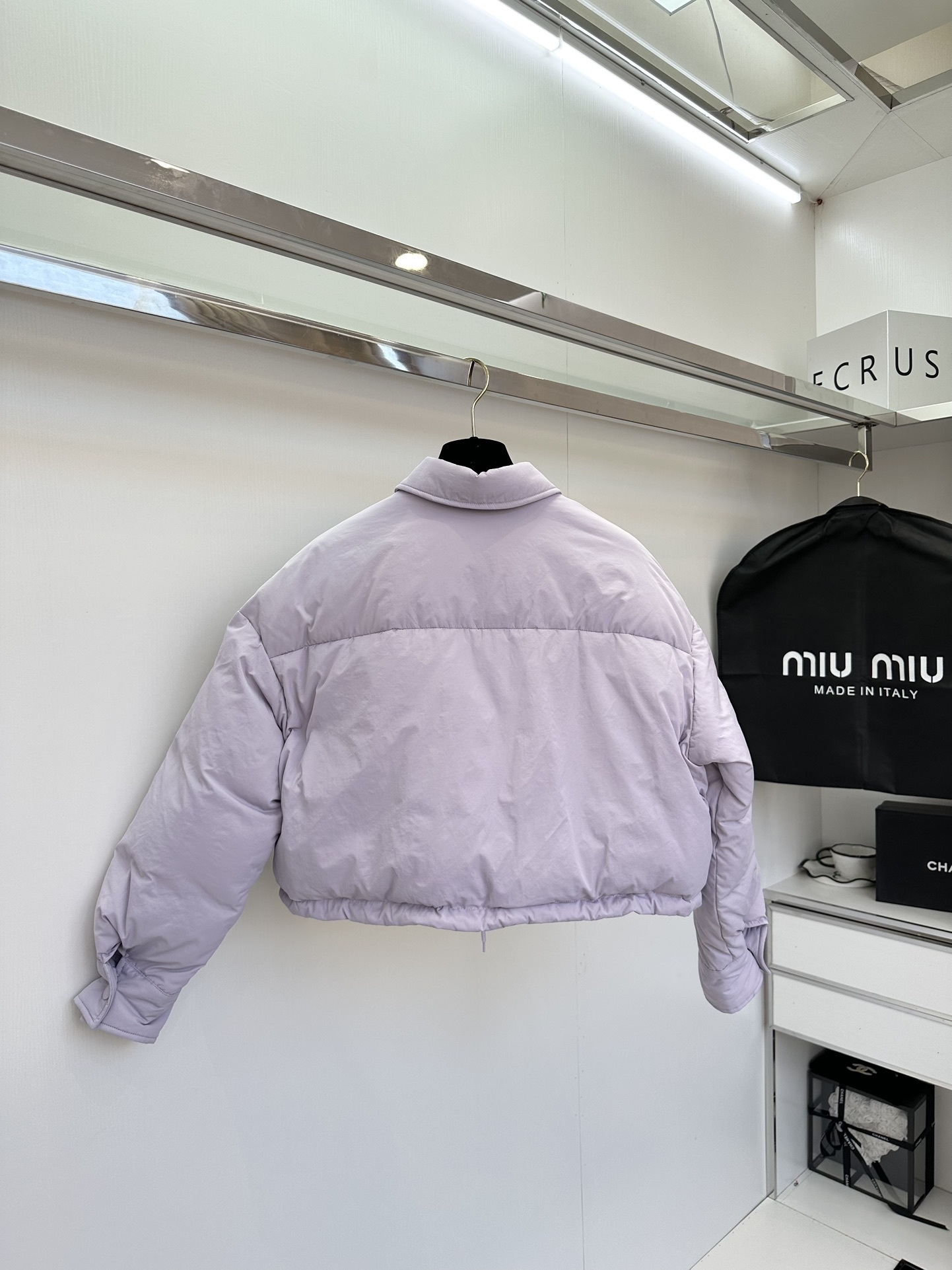 miumiu ダウン レディース偽物 ショットトップス ダウンジャケット アウター ふんわり 保温 柔軟 パープル_2