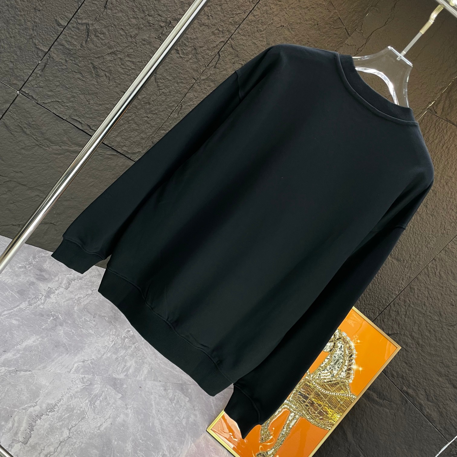 数量限定の爆買 ロエベ ジブリ コラボ パーカーＮ級品 トップス 純綿 厚い ロゴプリント ゆったり 柔らかい ブラック_7