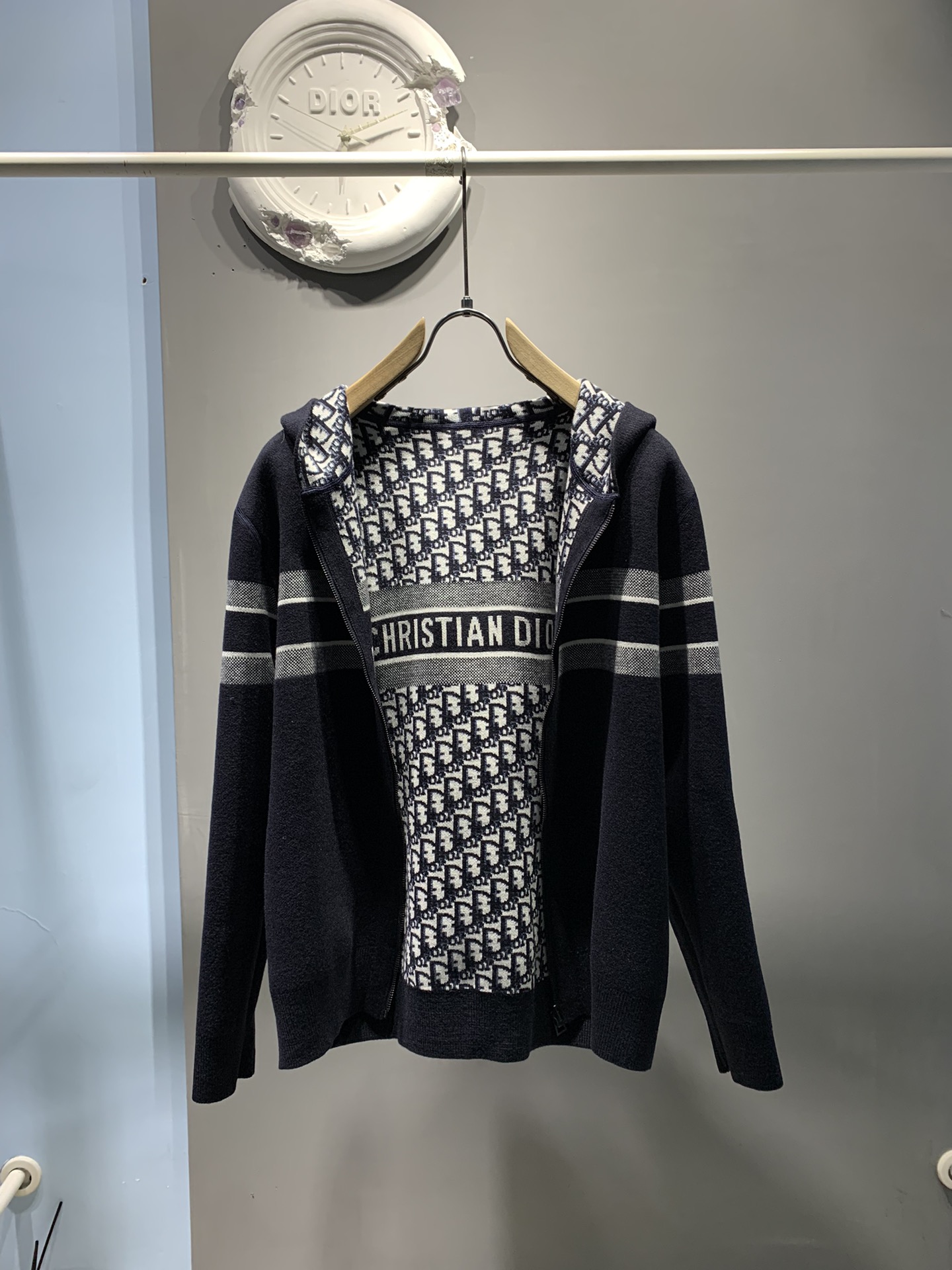ディオールジャケットレディース偽物 トップス アウター 花柄 運動服 ランニング 純綿 両面兼用 ブラック_2