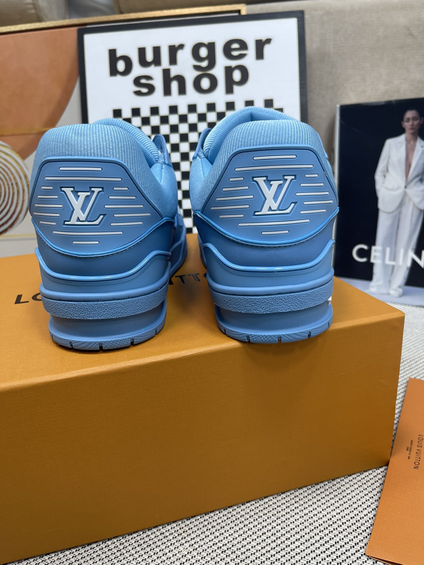 ルイヴィトン リヴォリ スニーカーコピー 上質品 カップル プリント 運動シューズ 歩きやすい ブルー_4