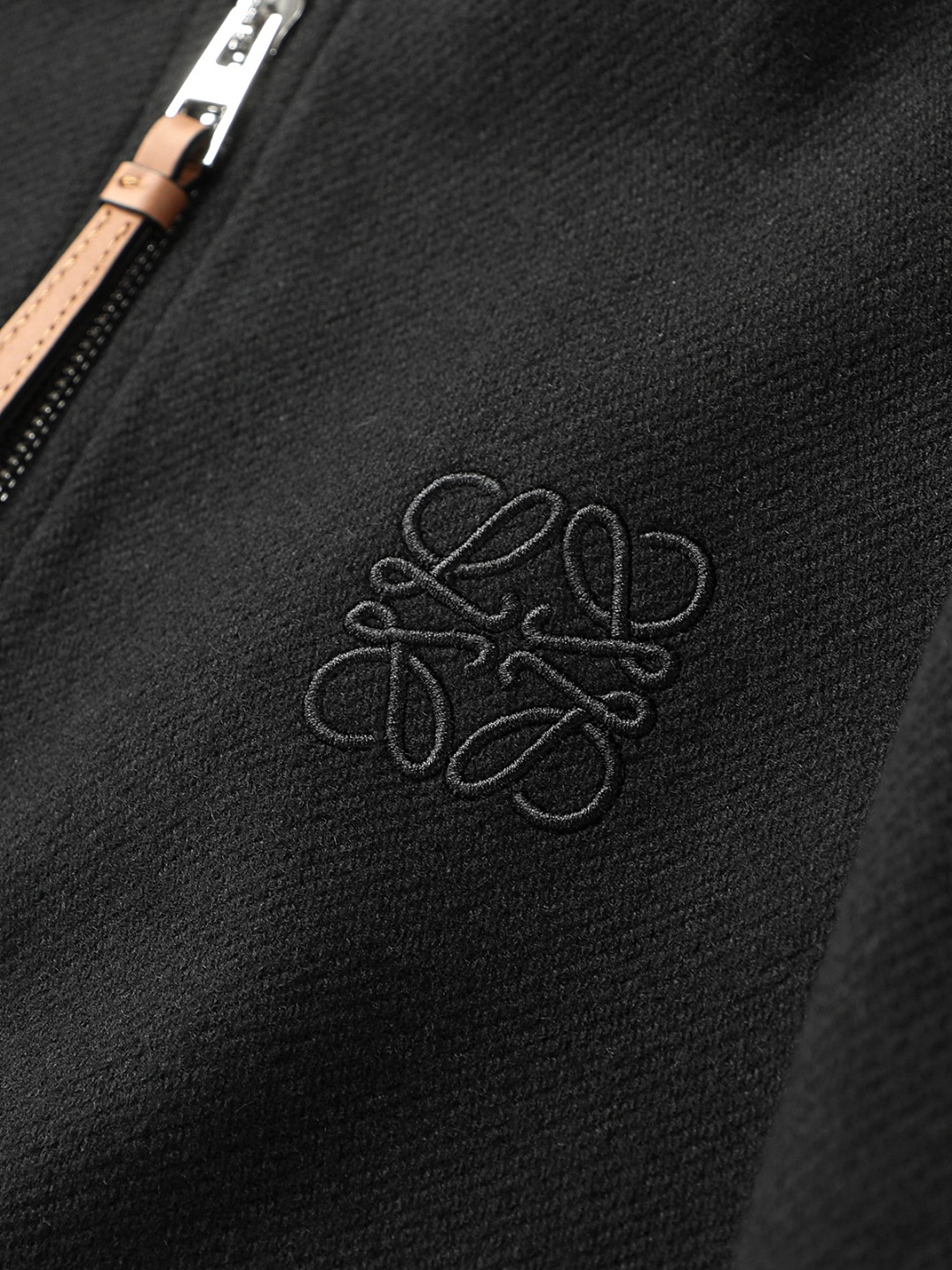 loewe ボンバー ジャケット偽物 トップス カジュアル メンズ 野球 ランニング 運動 SGT24420 ブラック_4